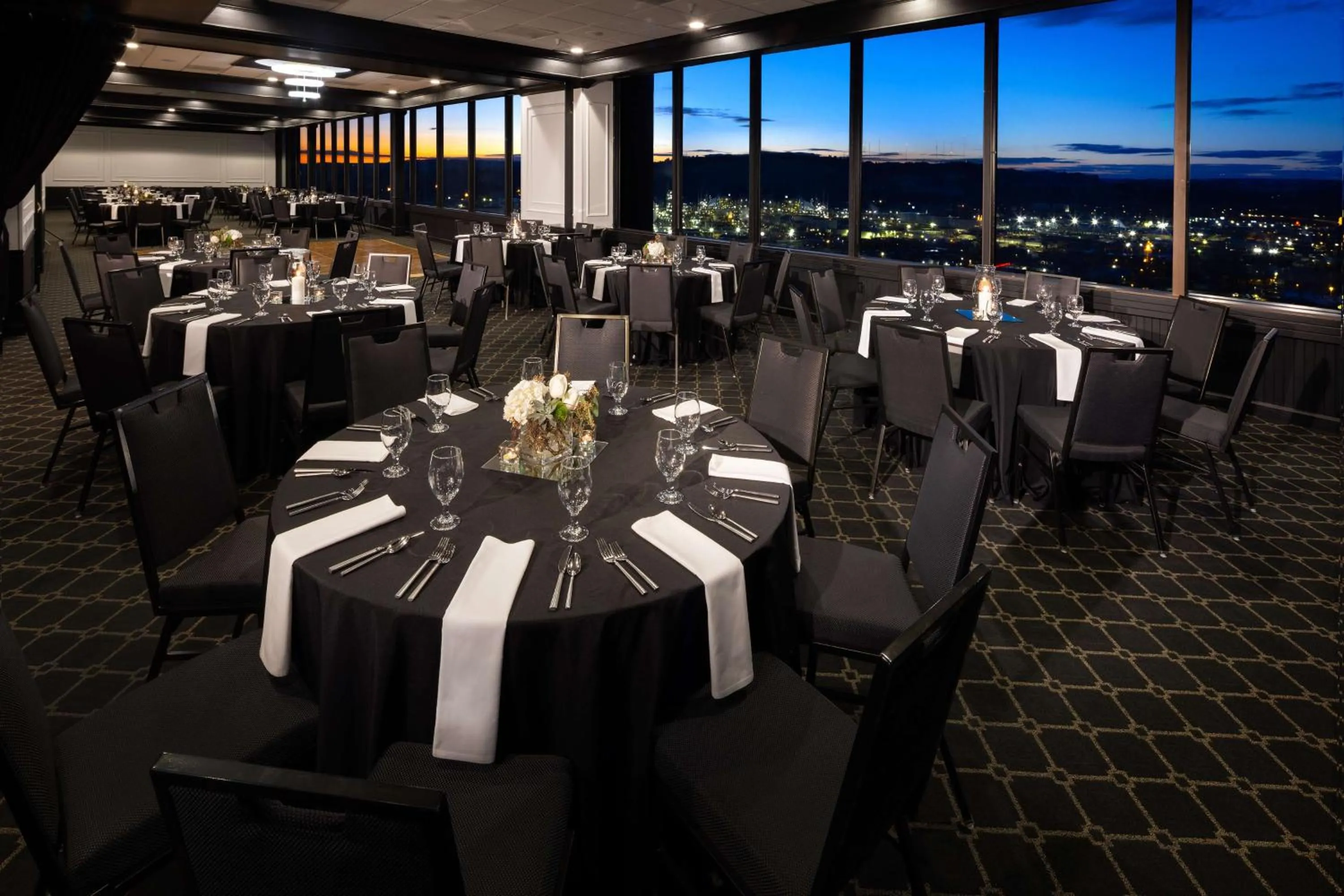 Meeting/conference room in Doubletree By Hilton Billings