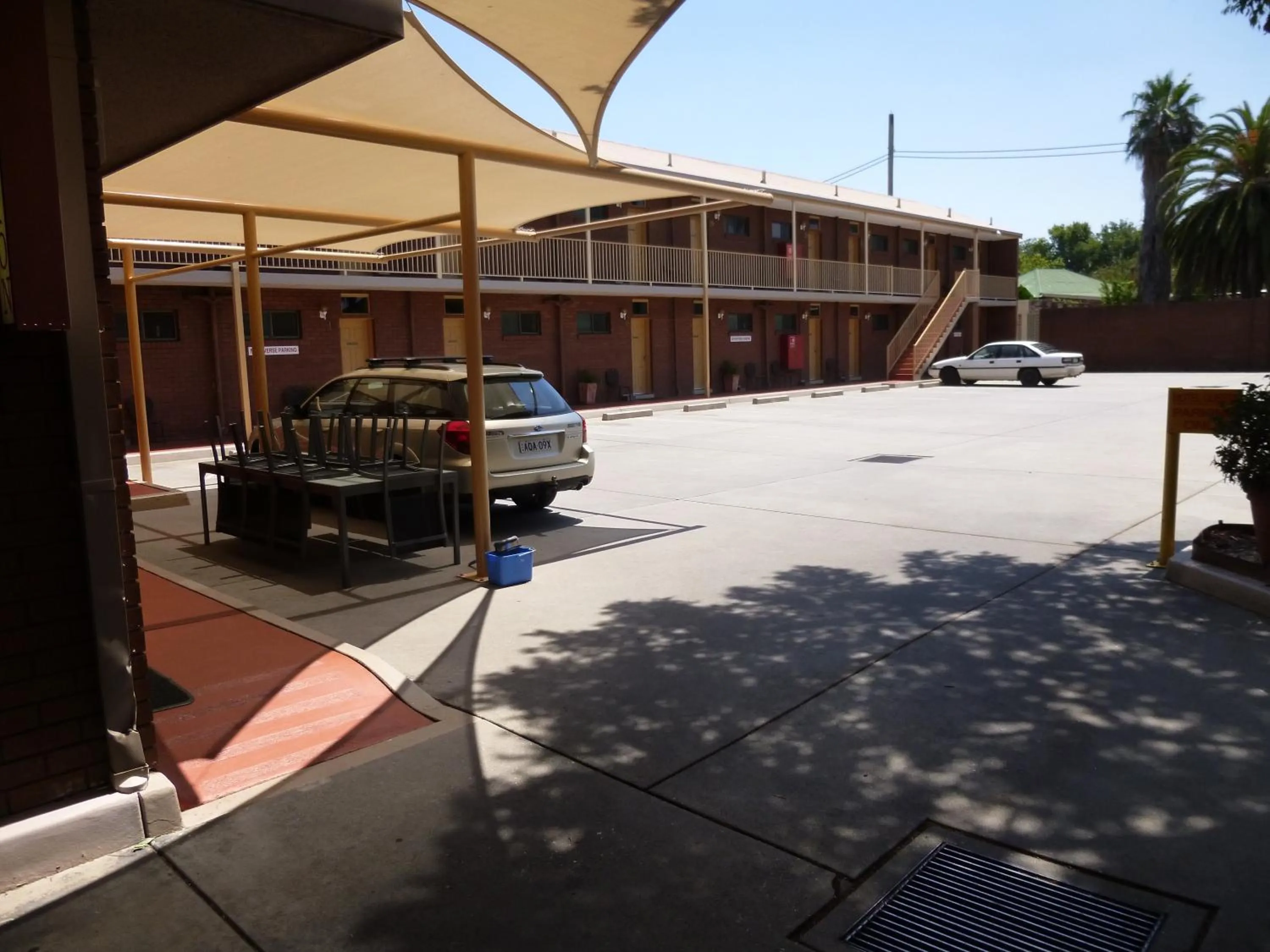 Facade/entrance in Albury Regent Motel