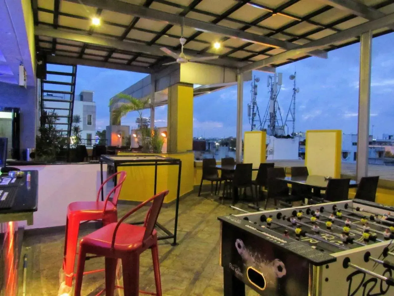 Property building in Devis Grand Property building in Devis Grand