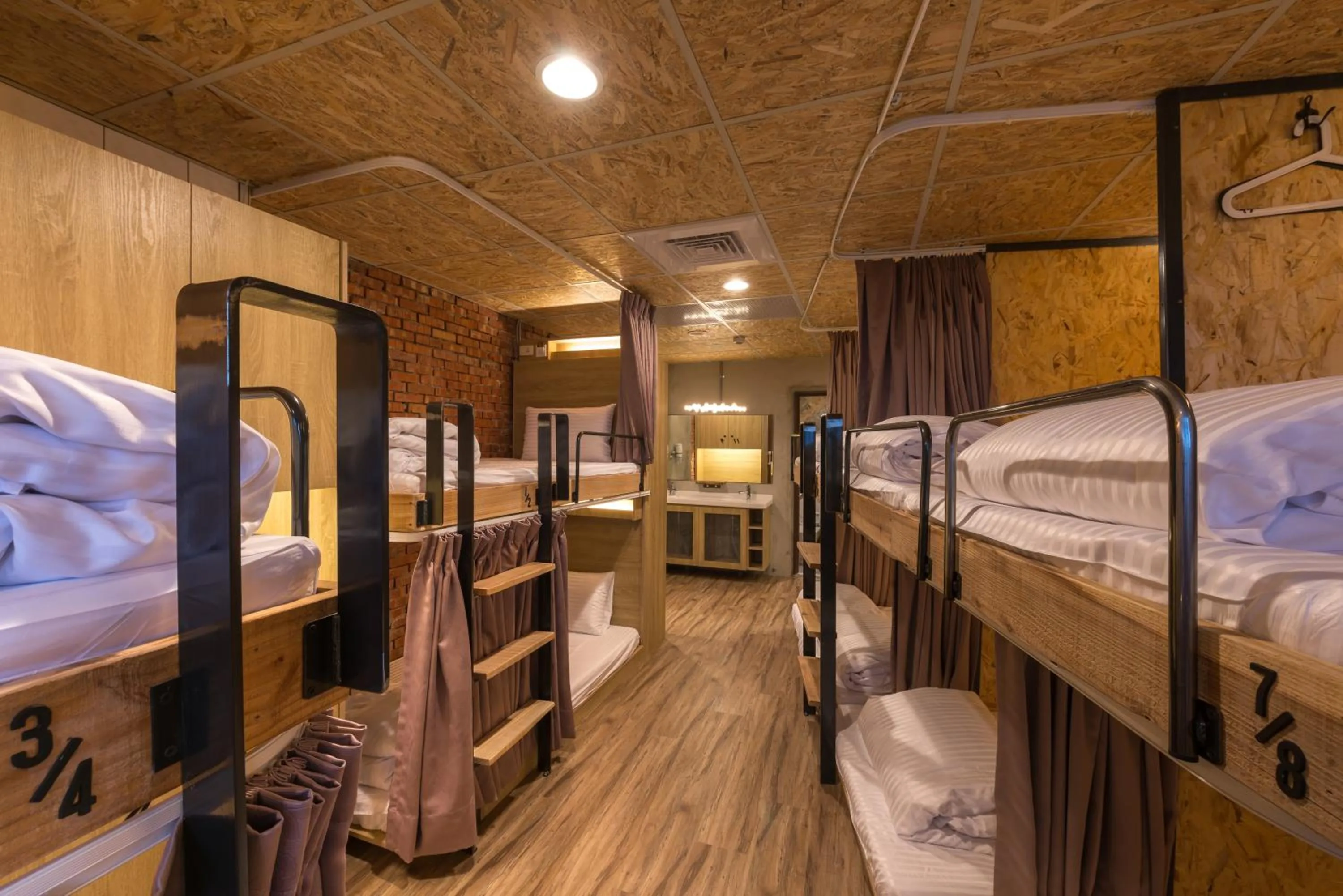 bunk bed, Bed in Beimen WOW Poshtel