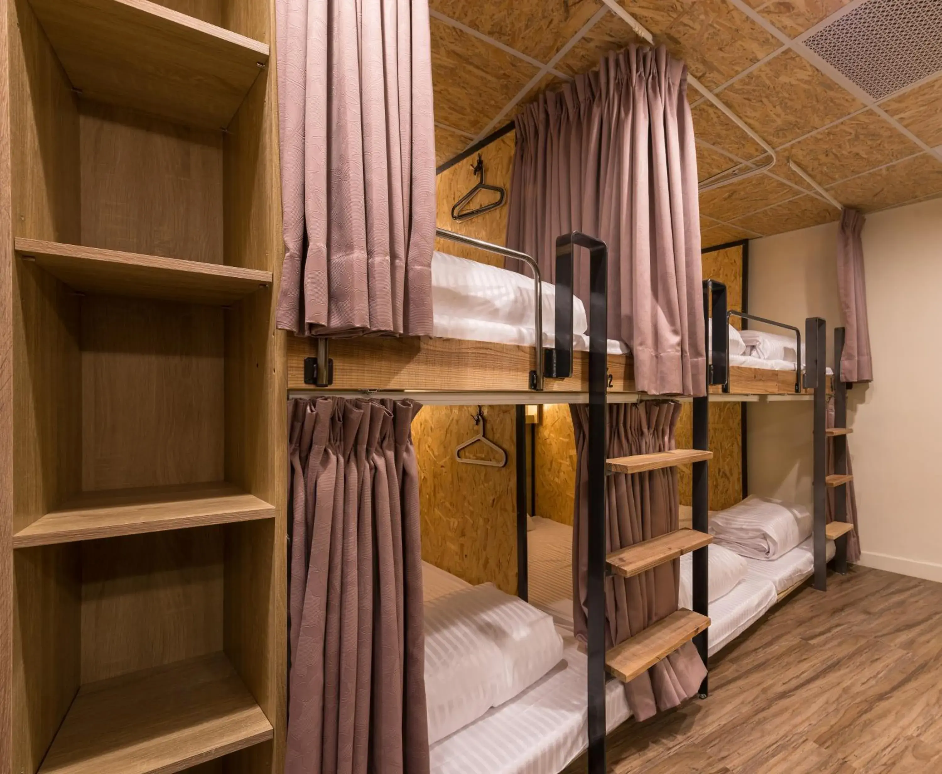 bunk bed, Bed in Beimen Wow Poshtel