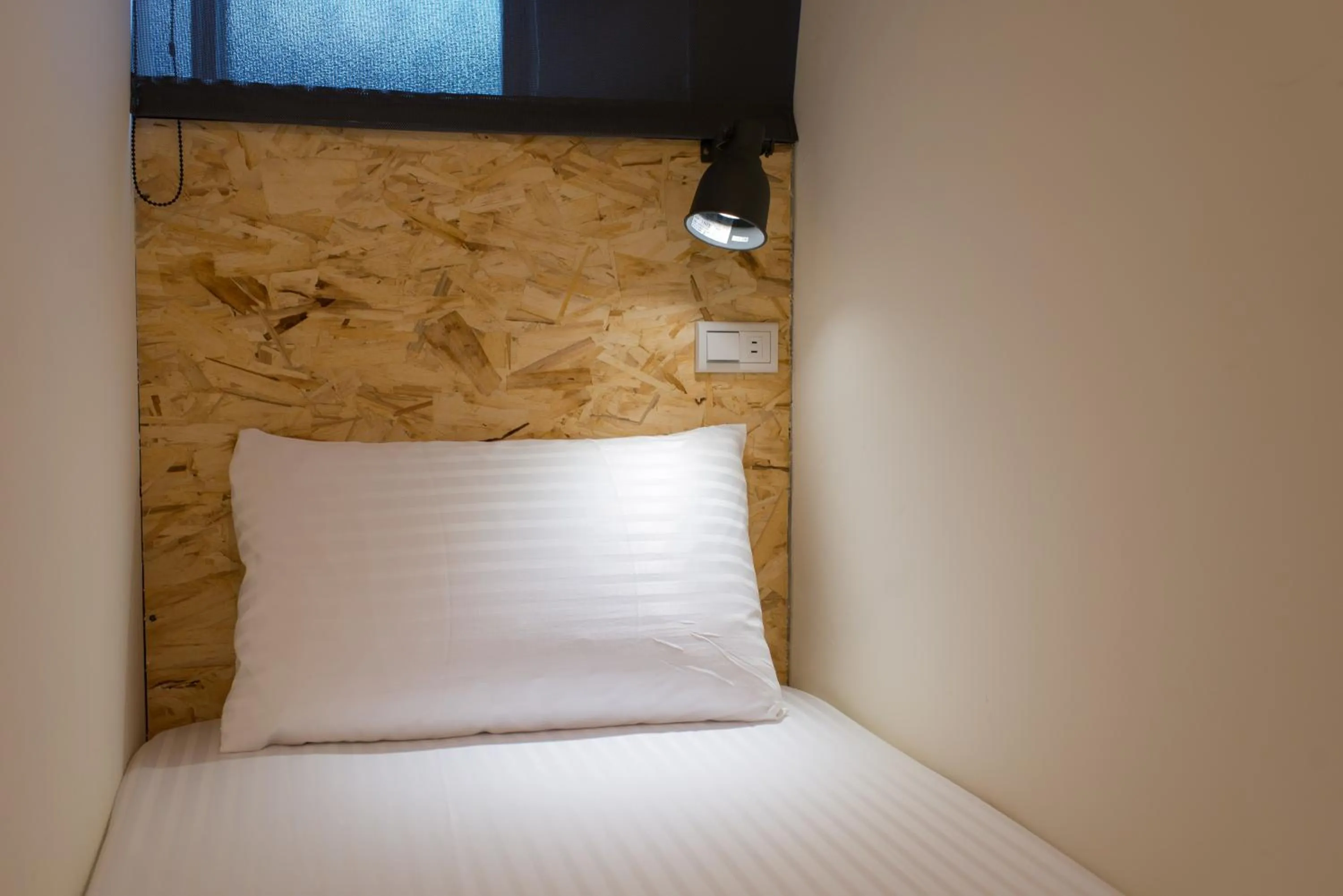 bunk bed, Bed in Beimen WOW Poshtel