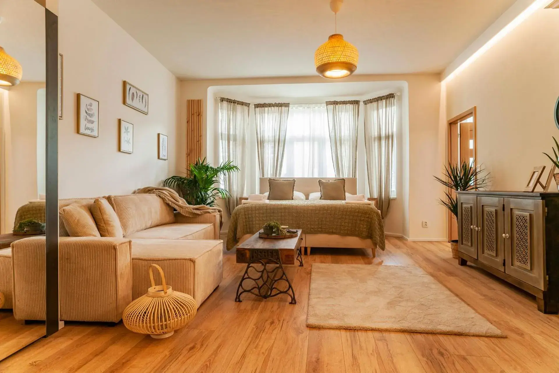 Deluxe Double Studio - single occupancy in STING Boutique Apartments Deluxe Double Studio - single occupancy in STING Boutique Apartments