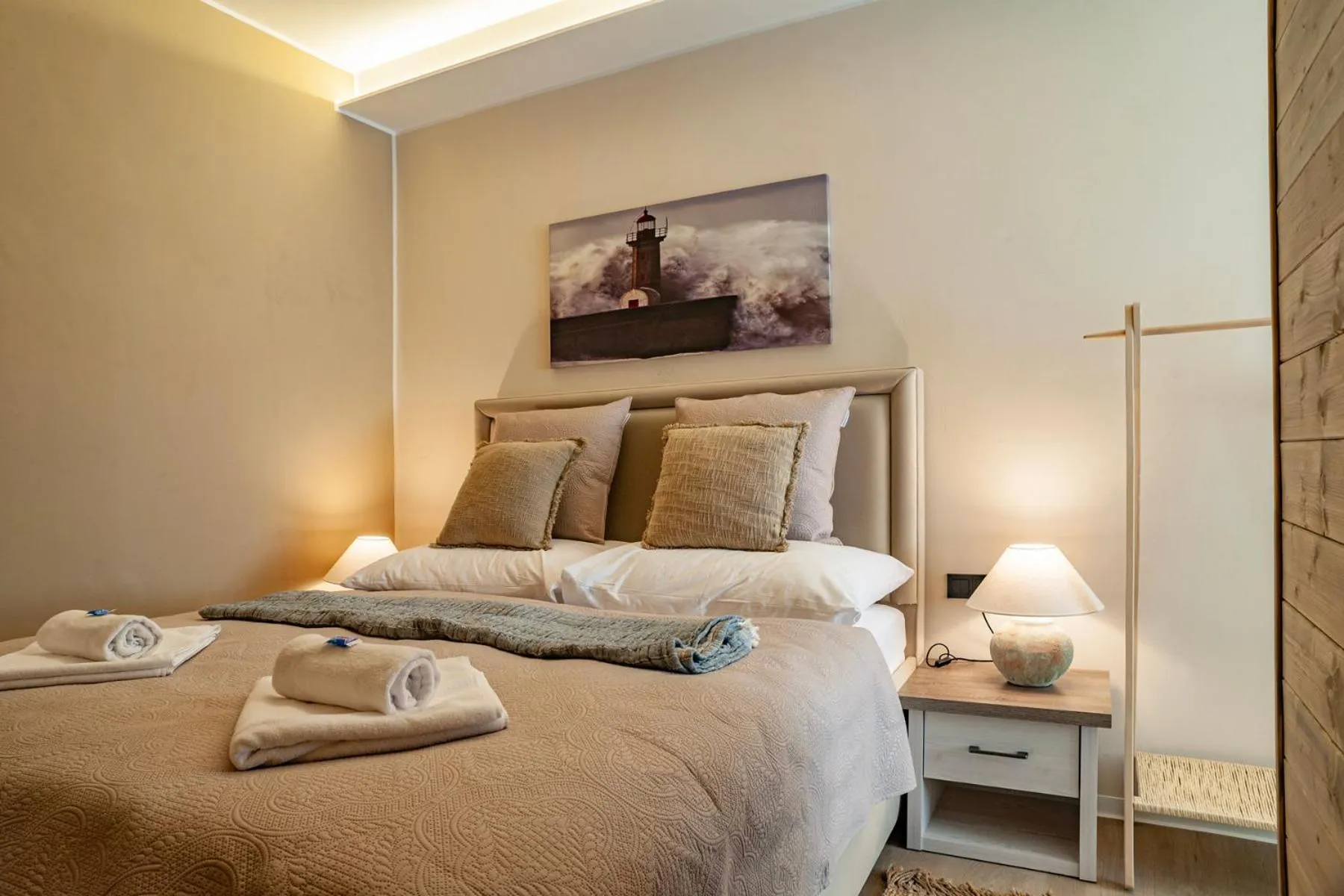 Bed in STING Boutique Apartments