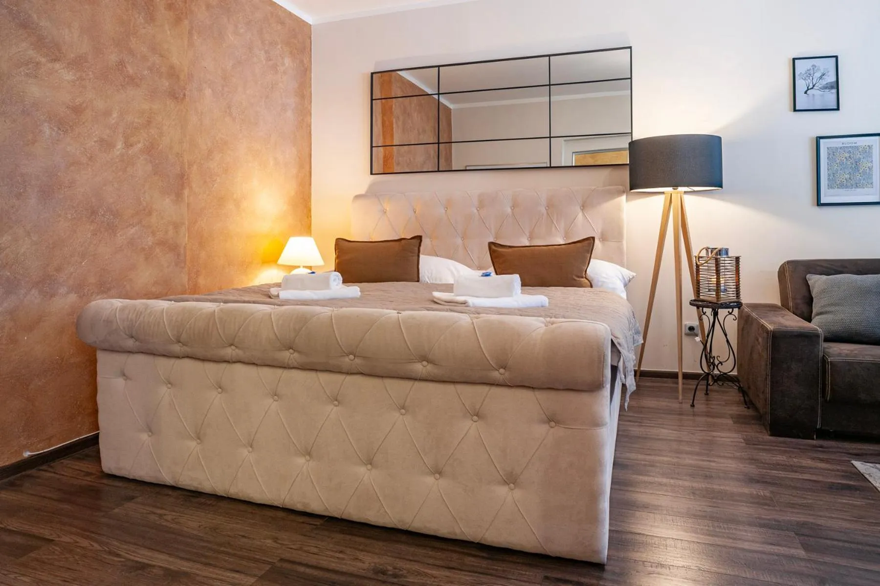 Bed in STING Boutique Apartments