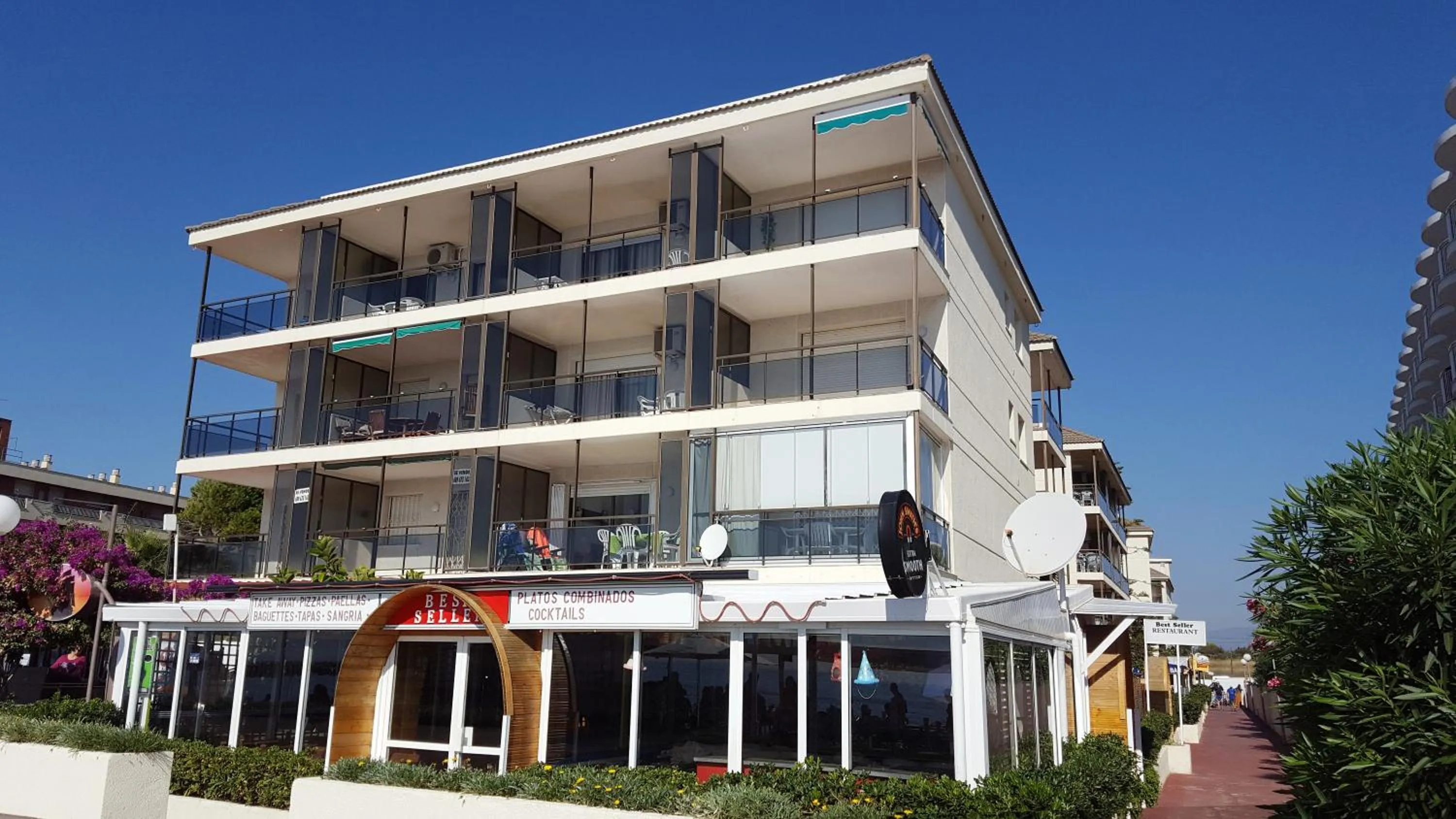 Property building in Apartamentos Turísticos Augustus