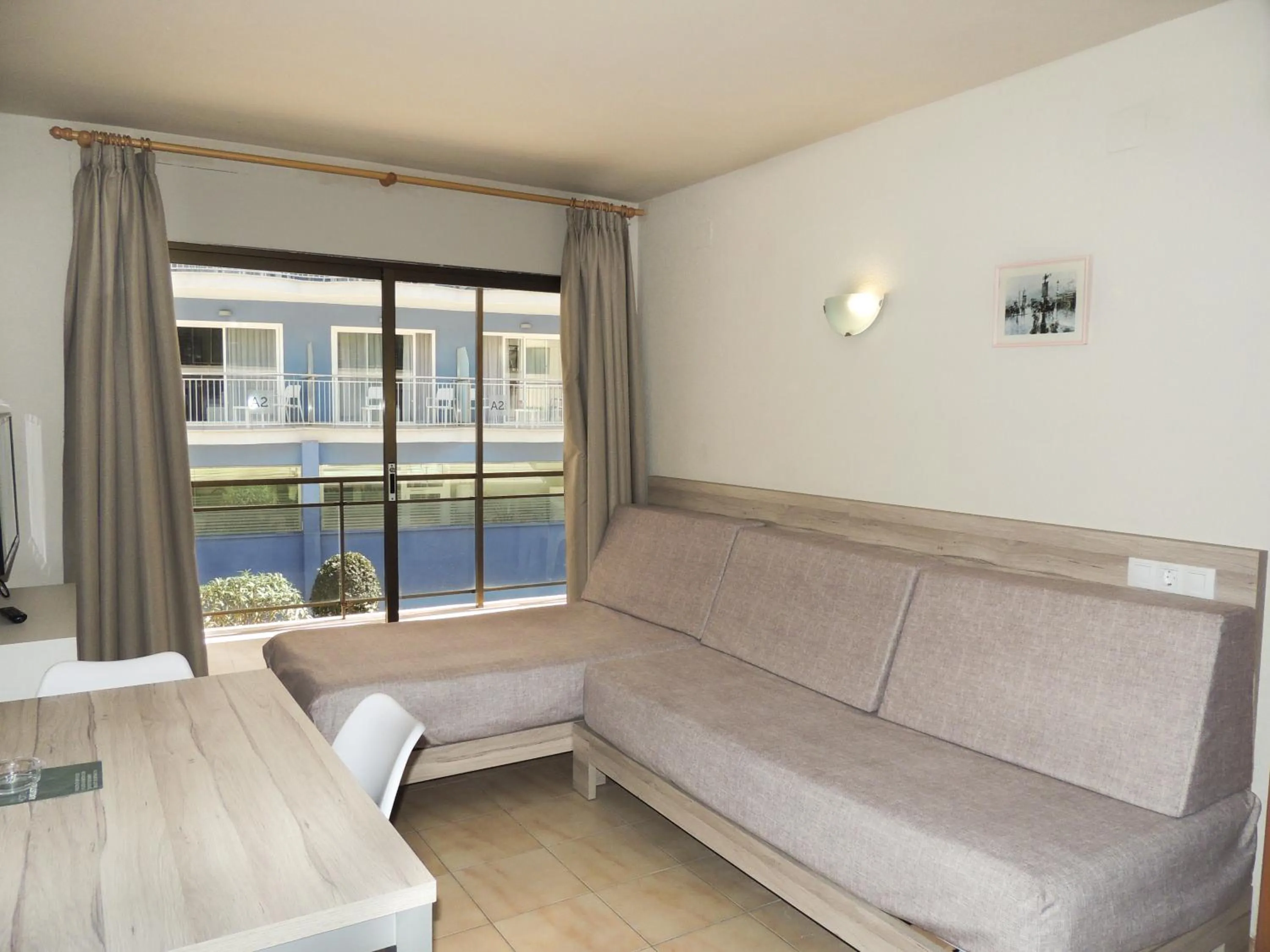 Dining area in Apartamentos Turísticos Augustus