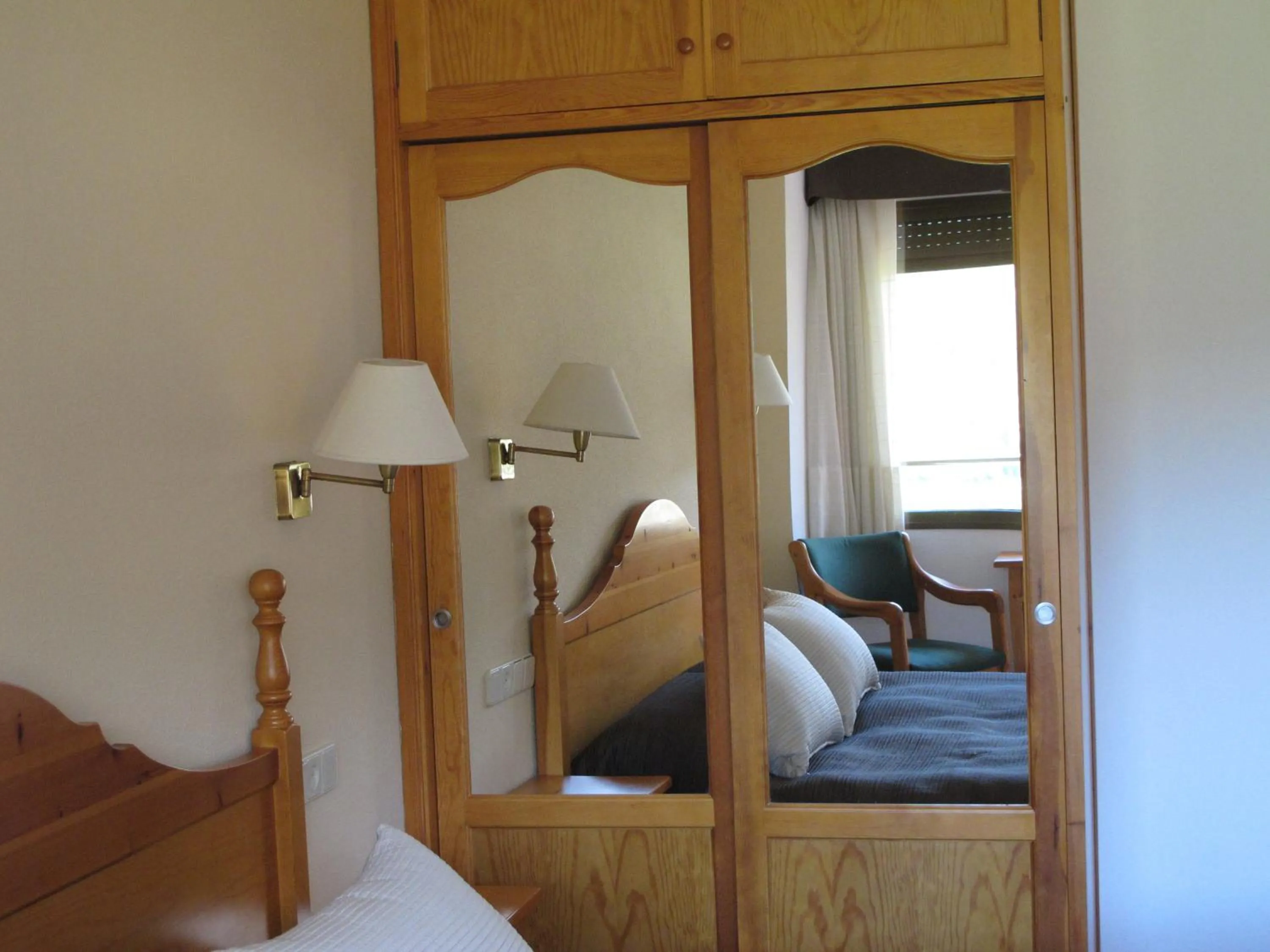 Bedroom, Bed in Hotel Turmo