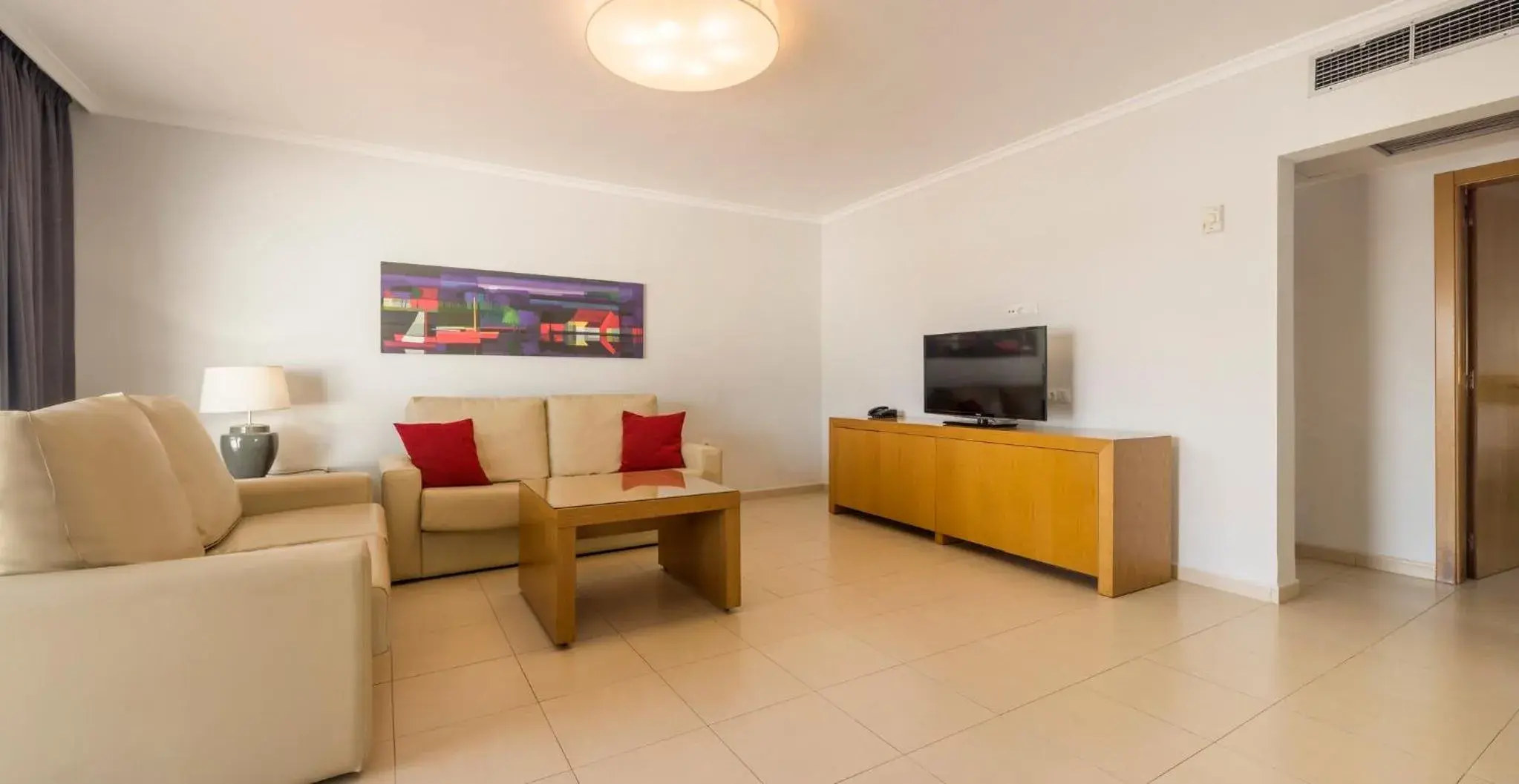 Living room in ILUNION Costa Sal Lanzarote Living room in ILUNION Costa Sal Lanzarote