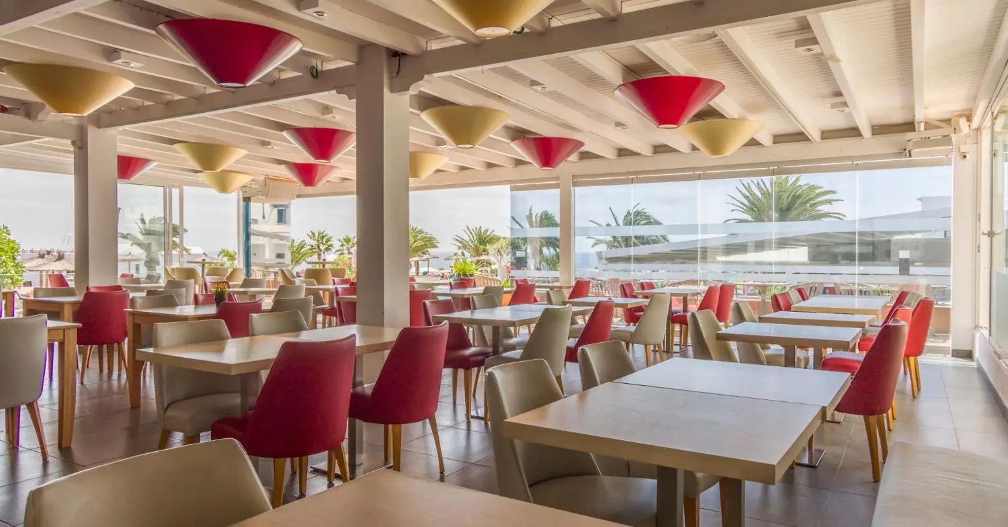 Restaurant/places to eat in ILUNION Costa Sal Lanzarote Restaurant/places to eat in ILUNION Costa Sal Lanzarote