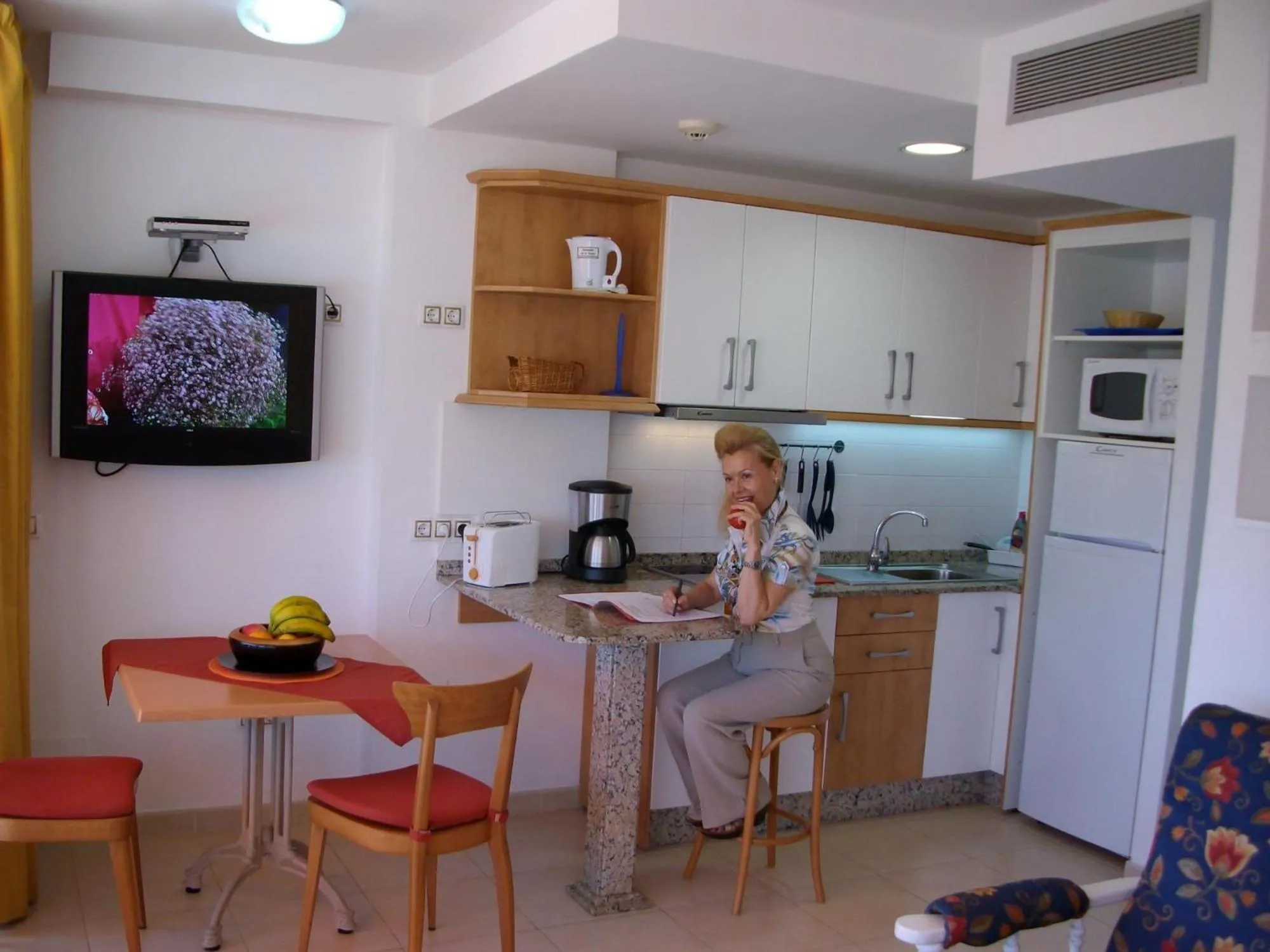 kitchen in Apartamentos Belmonte