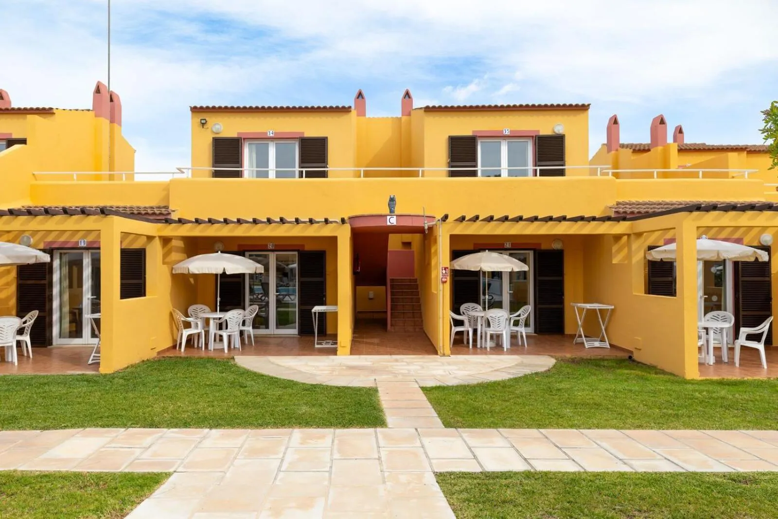 Property building in Apartamentos Ses Anneres