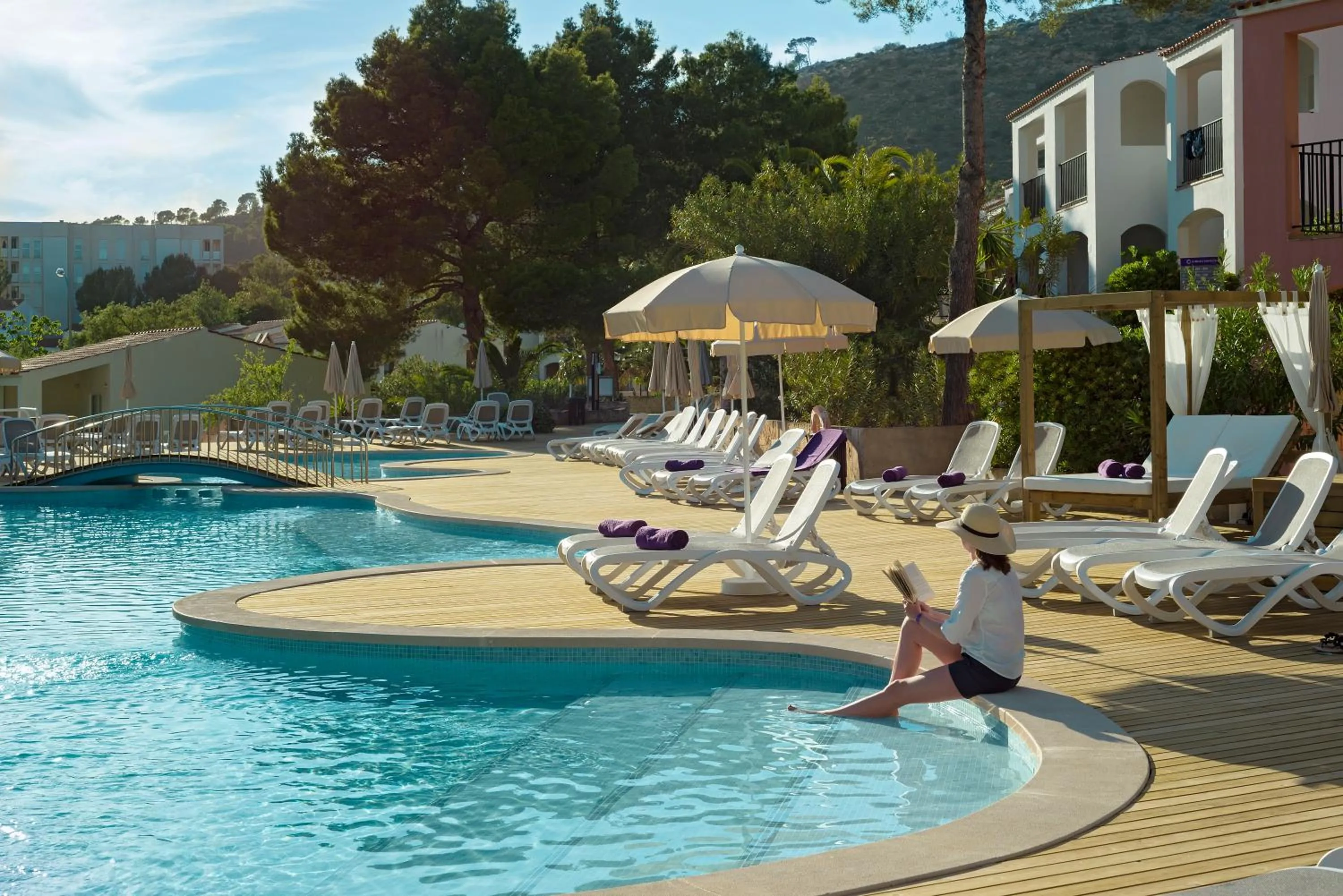Swimming pool in FERGUS Club Europa