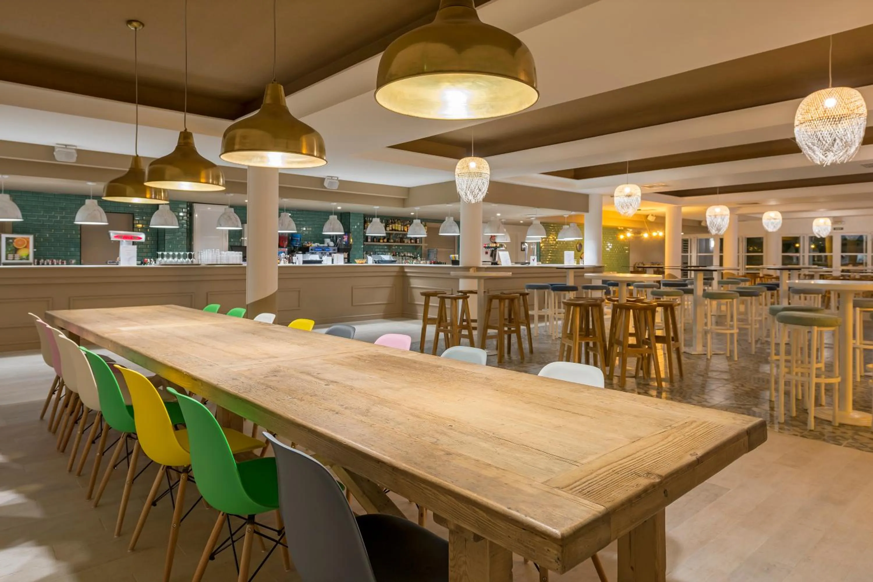 Lounge or bar in FERGUS Club Europa