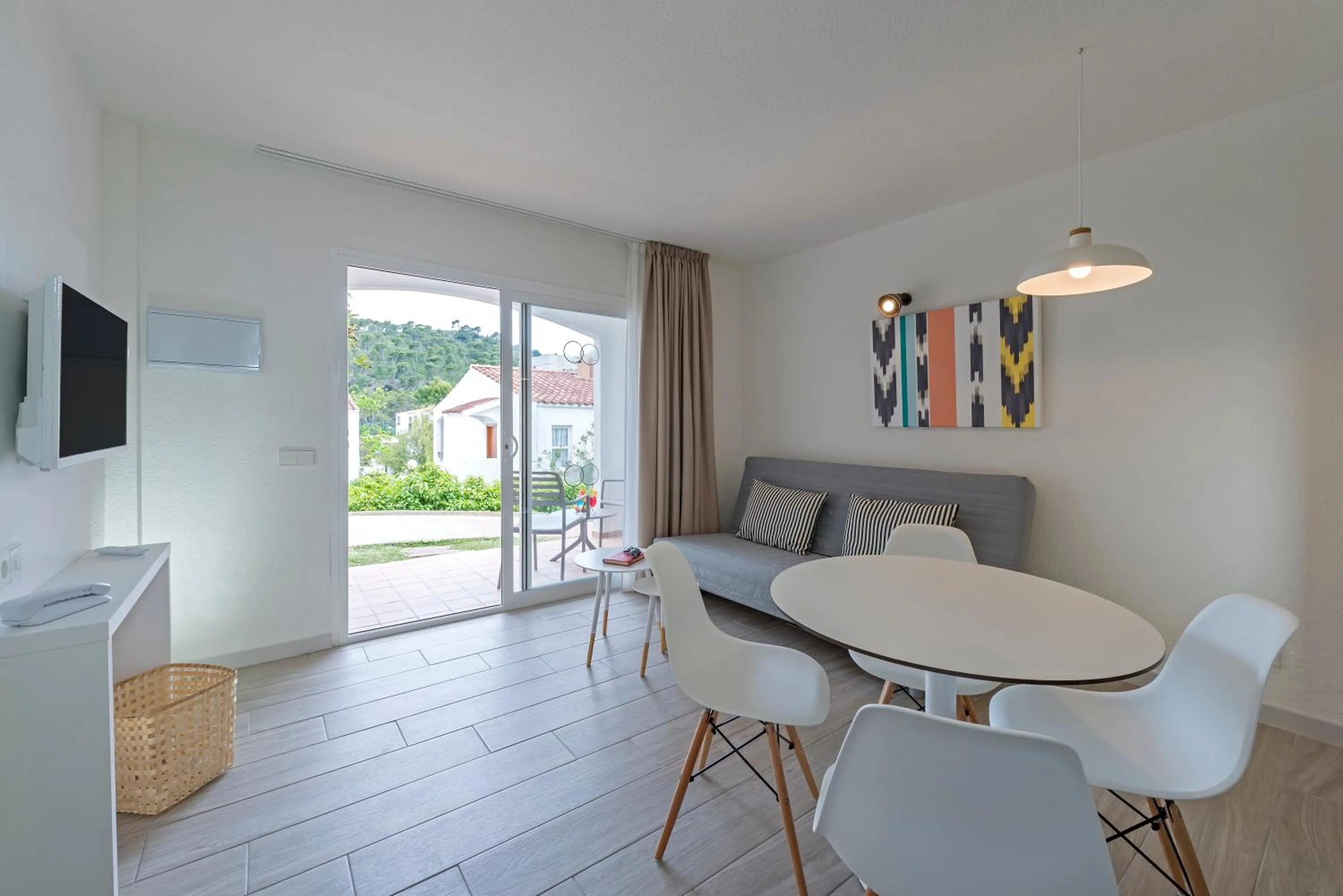 Photo of the whole room in FERGUS Club Europa