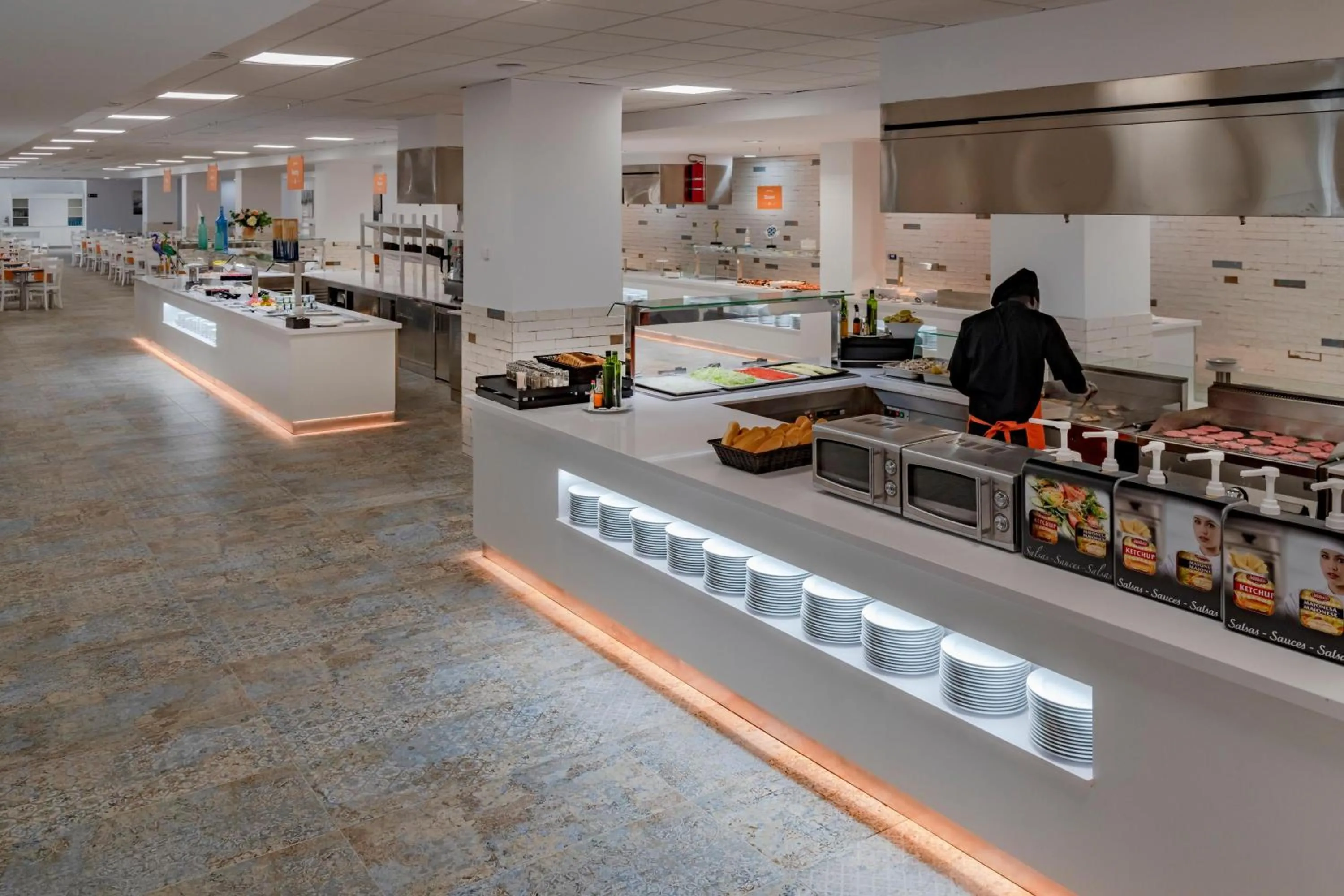 Restaurant/places to eat in Hotel Best Lloret Splash