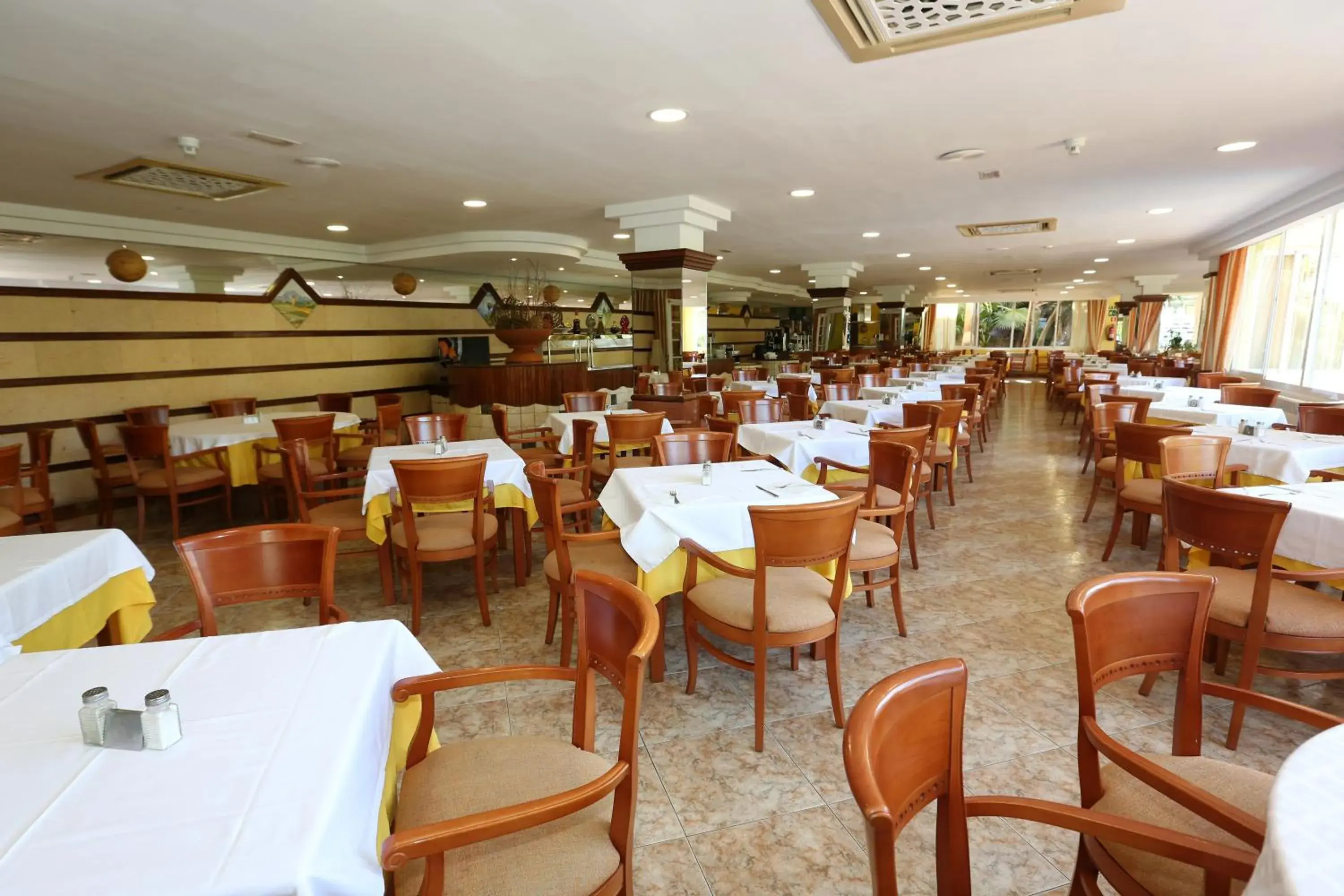 Restaurant/places to eat in Hotel Manaus Restaurant/places to eat in Hotel Manaus