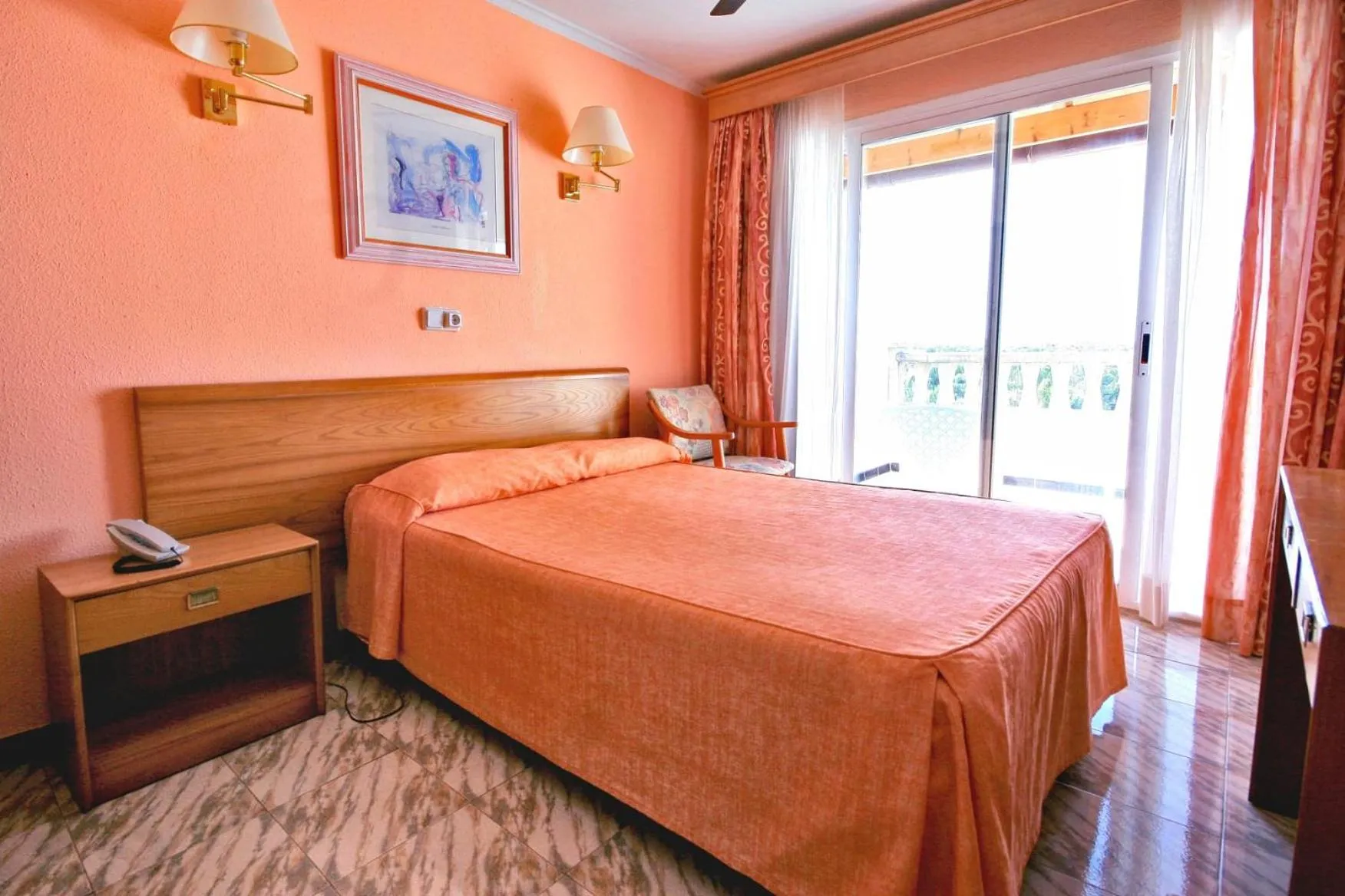 Photo of the whole room, Bed in Hotel Manaus