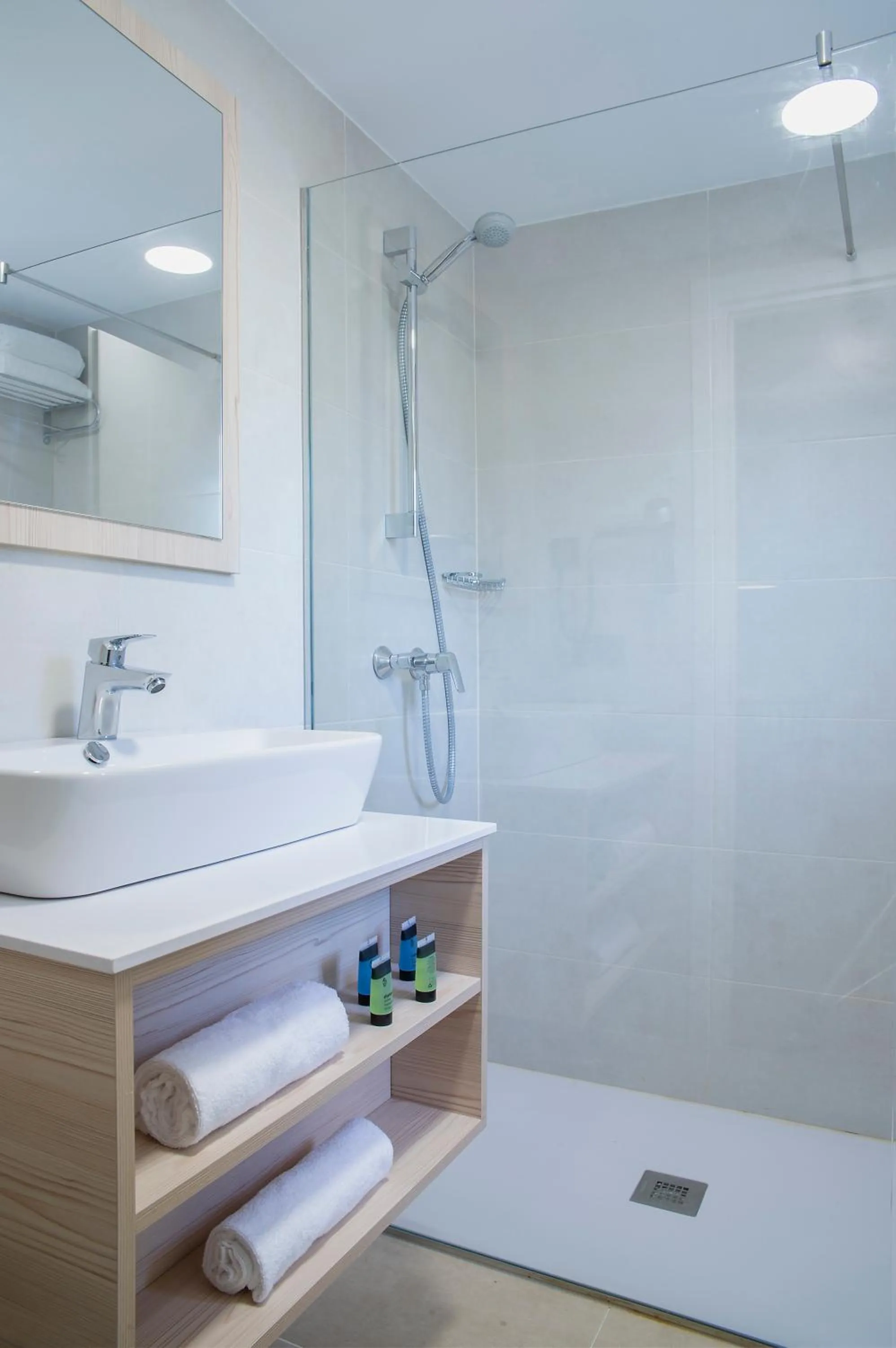 Bathroom in Mallorca Cecilia