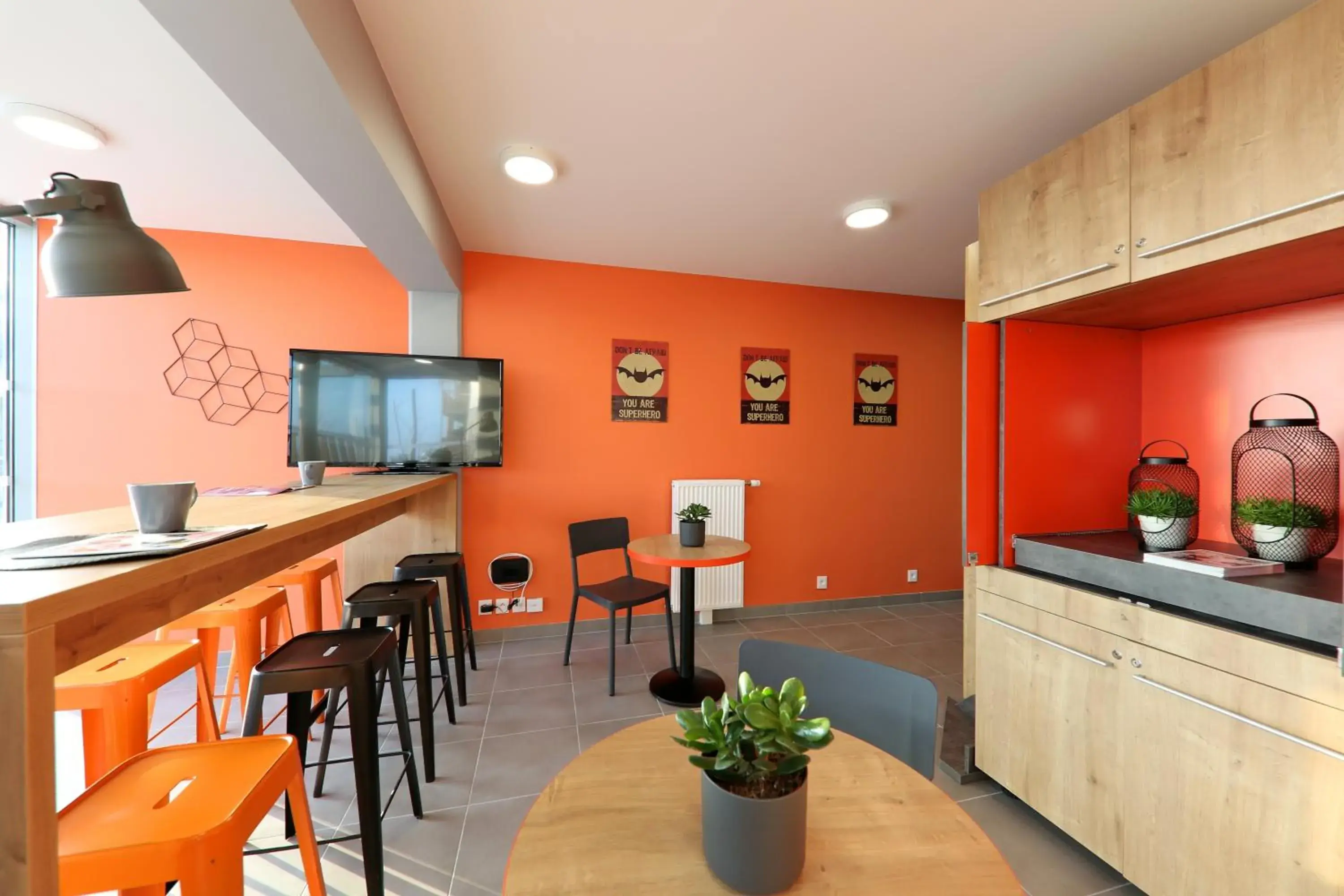 Communal lounge/ TV room in Apparteo Bordeaux Communal lounge/ TV room in Apparteo Bordeaux