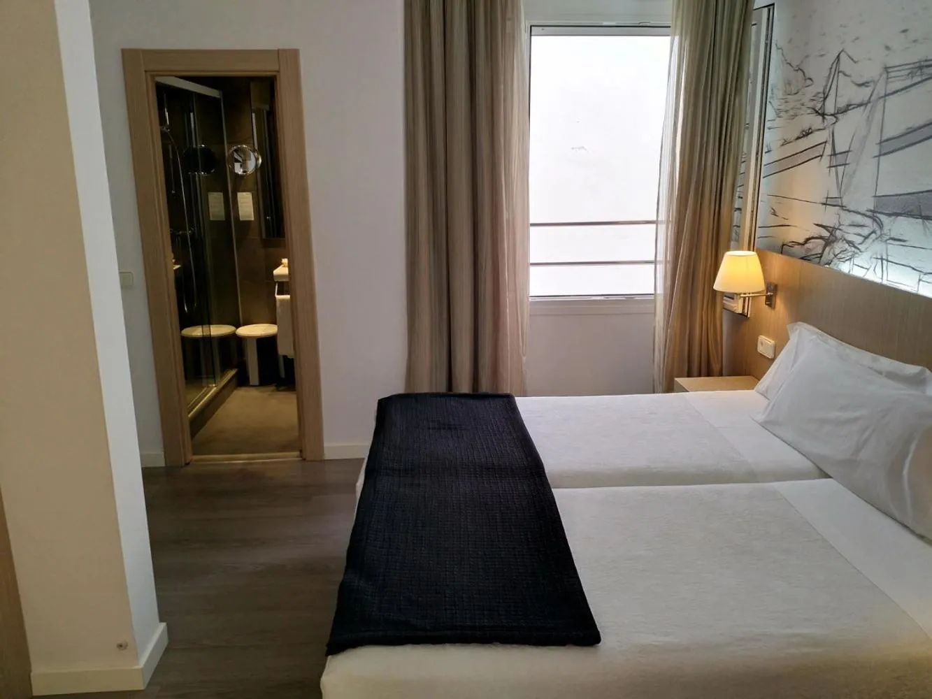 Bed in Hotel Mediterrani
