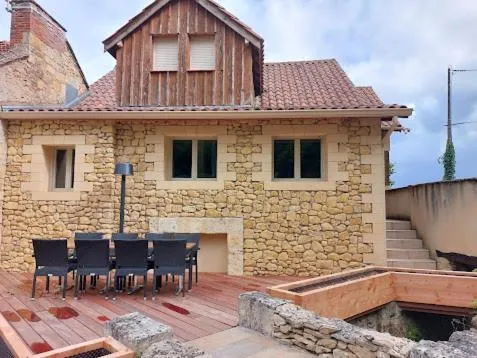 Property building in Le Moulin du Porteil