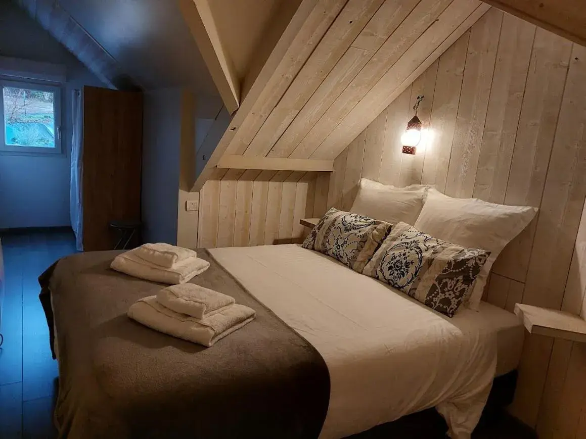 Family Suite in Le Moulin du Porteil Family Suite in Le Moulin du Porteil