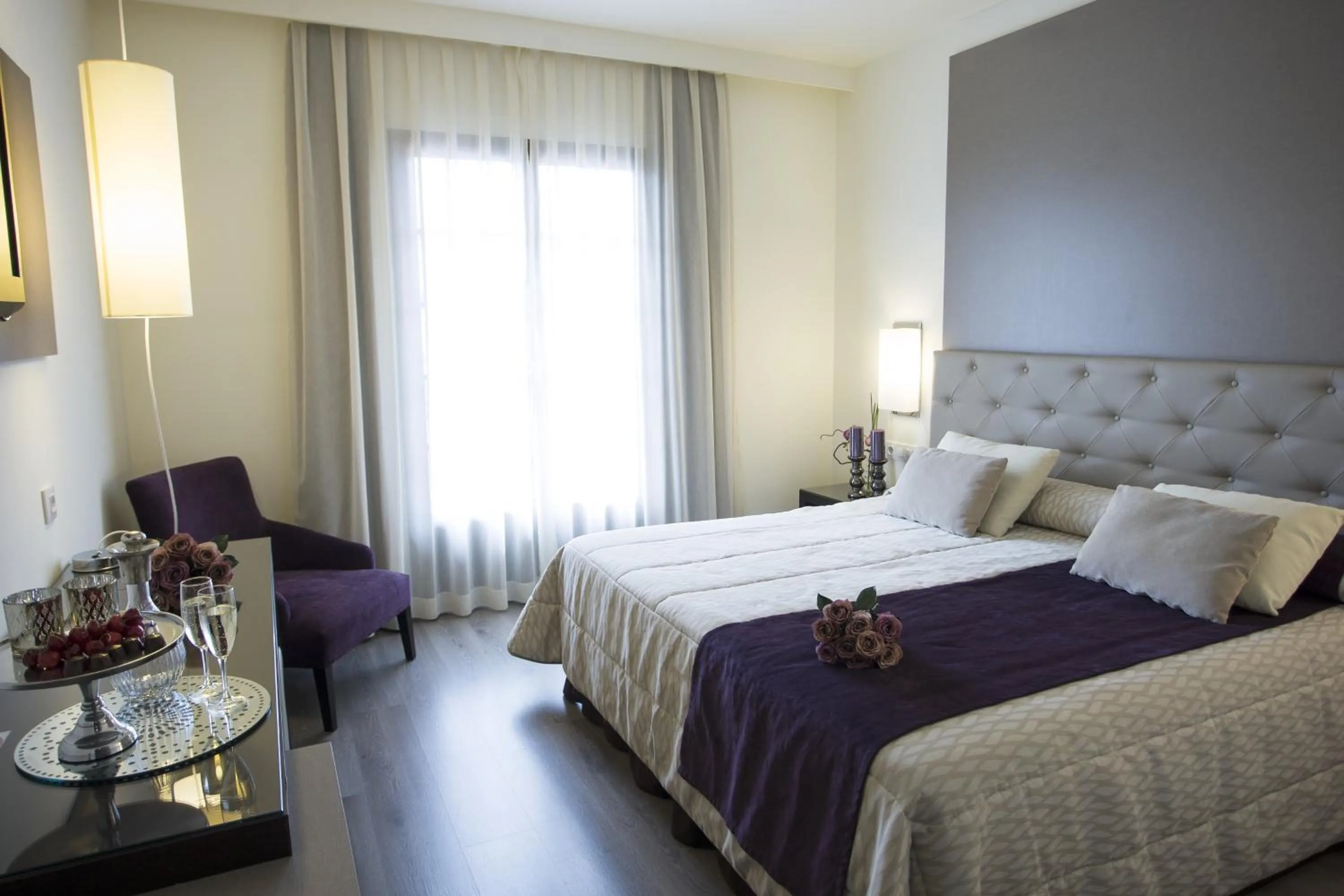 Photo of the whole room, Bed in Hotel Complejo París