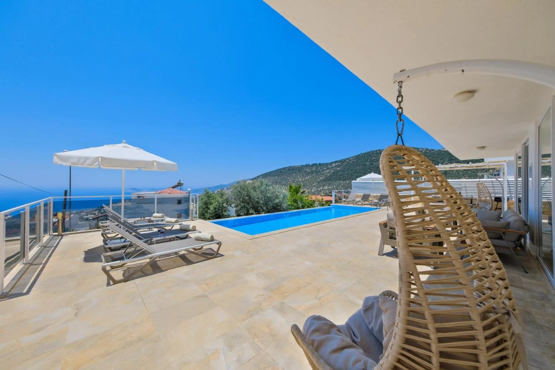 Lumiere Villas 2