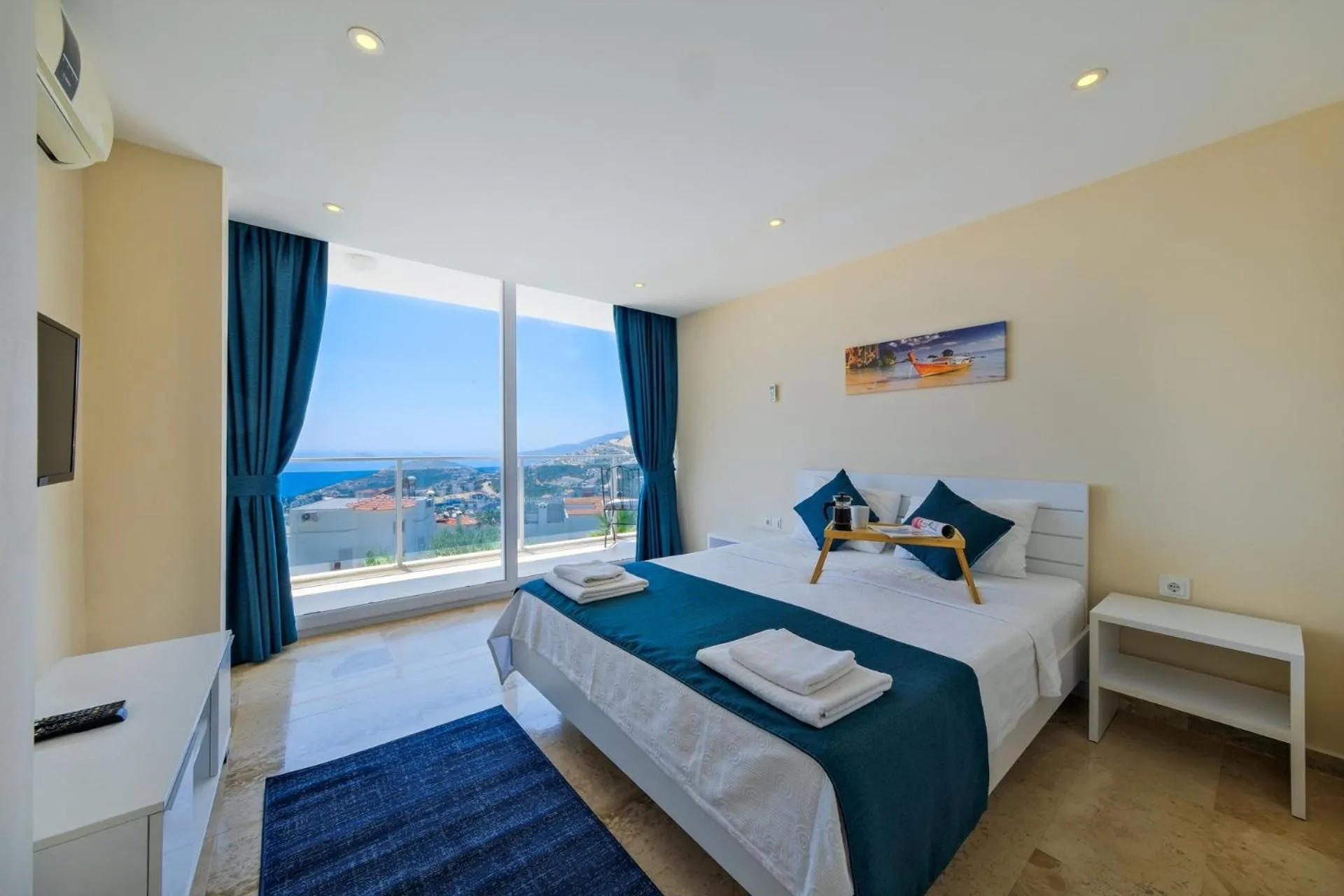 Bed in Lumiere Villas 2