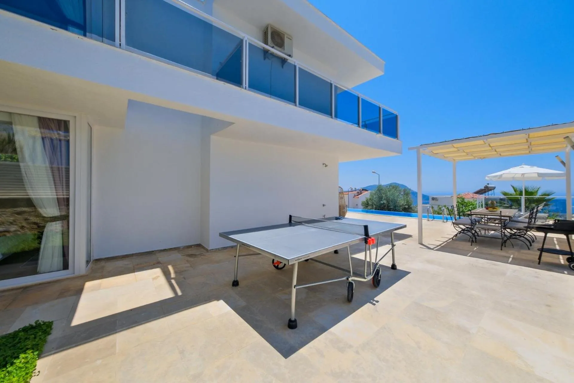 Lumiere Villas 2