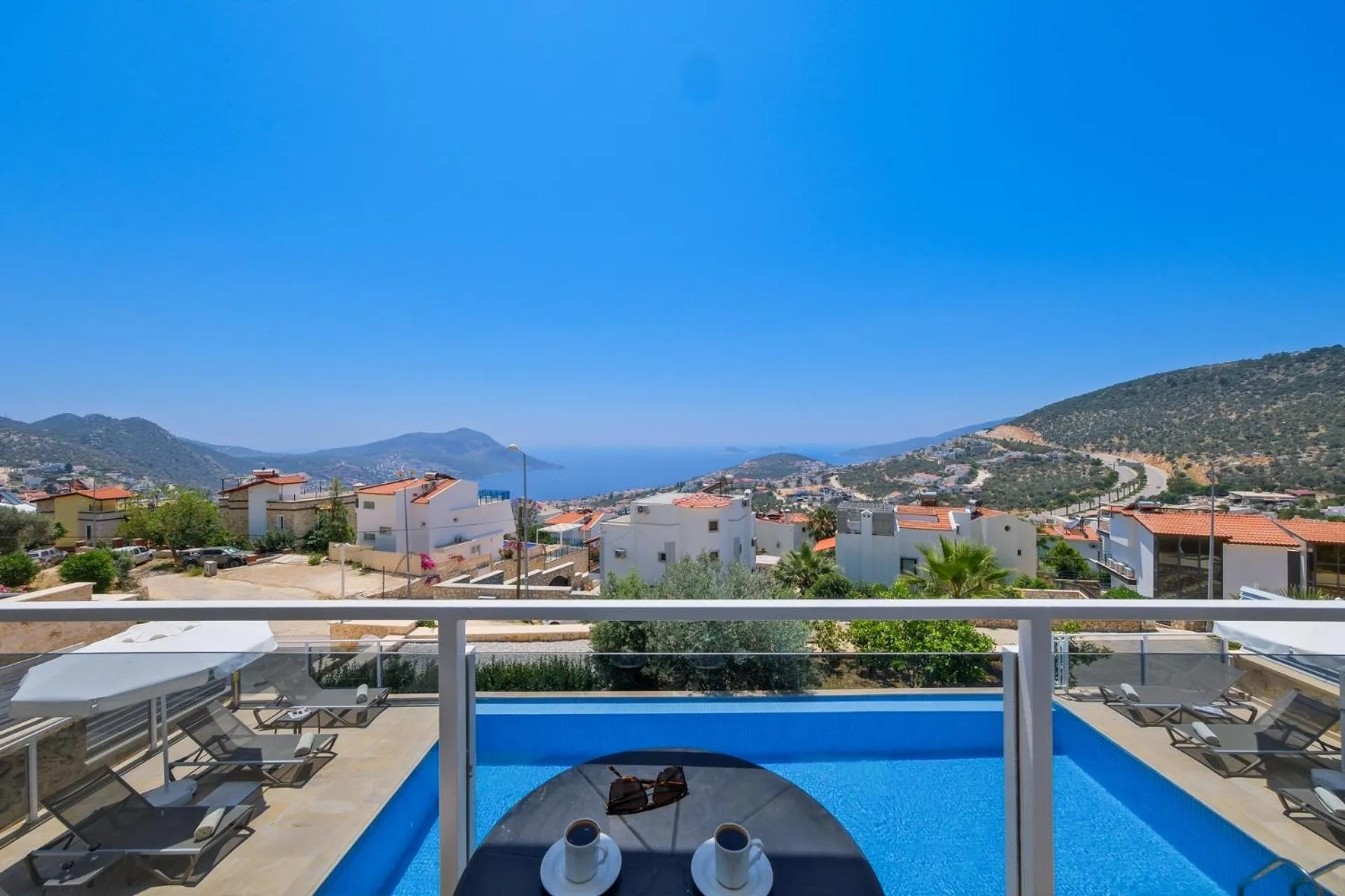Lumiere Villas 2