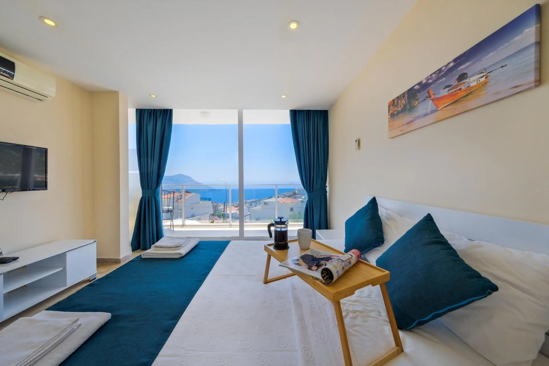 Bed in Lumiere Villas 2