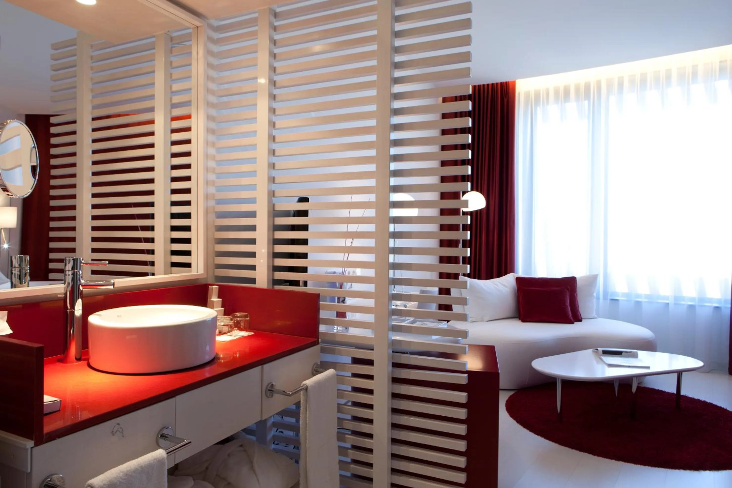 Toilet in Hotel Porta Fira 4* Sup