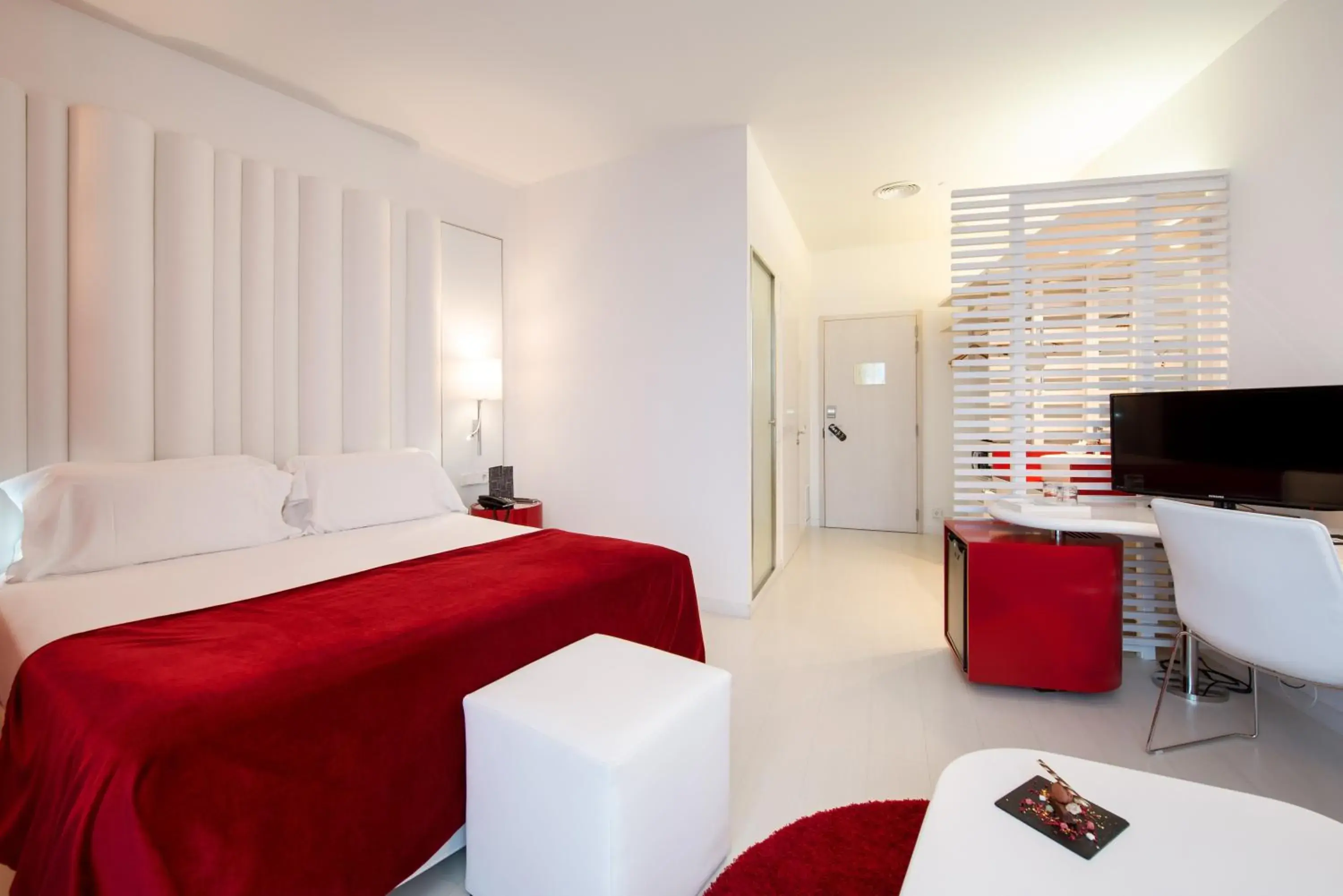 Superior Double or Twin Room in Hotel Porta Fira 4* Sup Superior Double or Twin Room in Hotel Porta Fira 4* Sup
