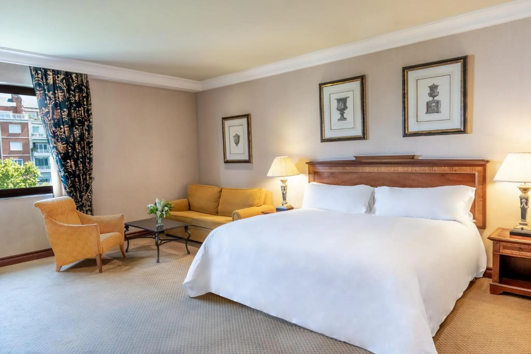 Photo of the whole room, Bed in InterContinental Madrid by IHG
