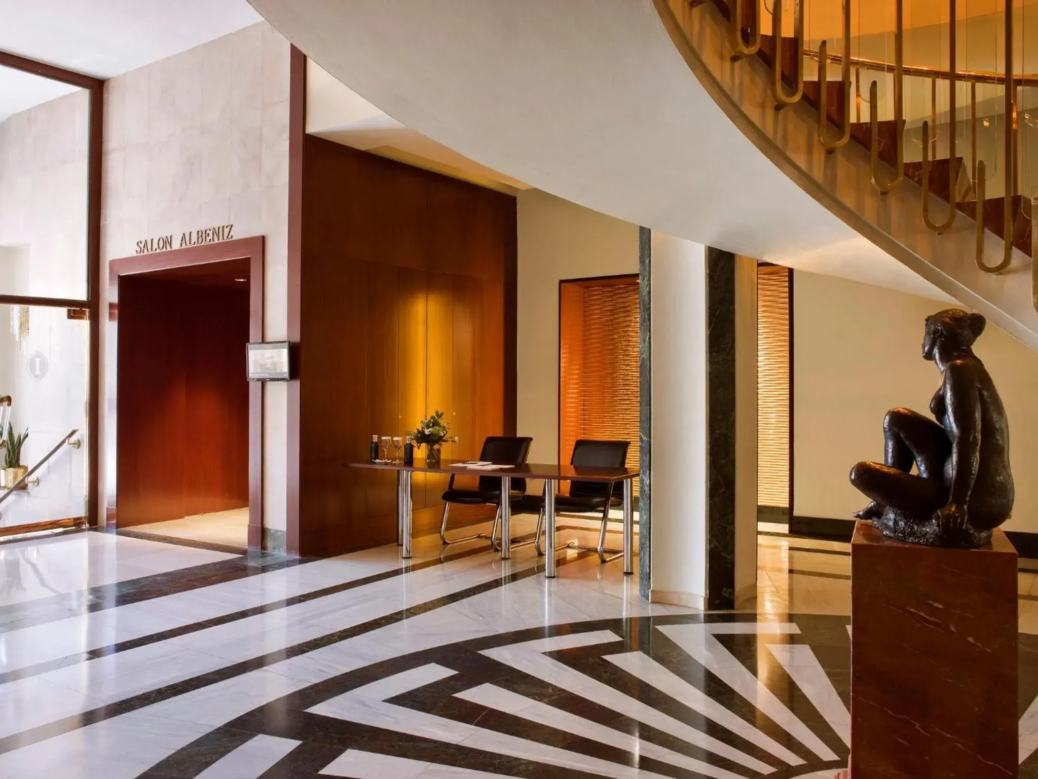 Restaurant/places to eat in InterContinental Madrid by IHG Restaurant/places to eat in InterContinental Madrid by IHG