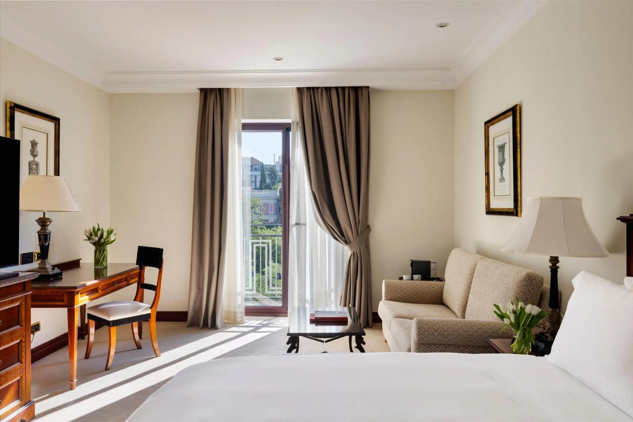 Photo of the whole room, Bed in InterContinental Madrid by IHG