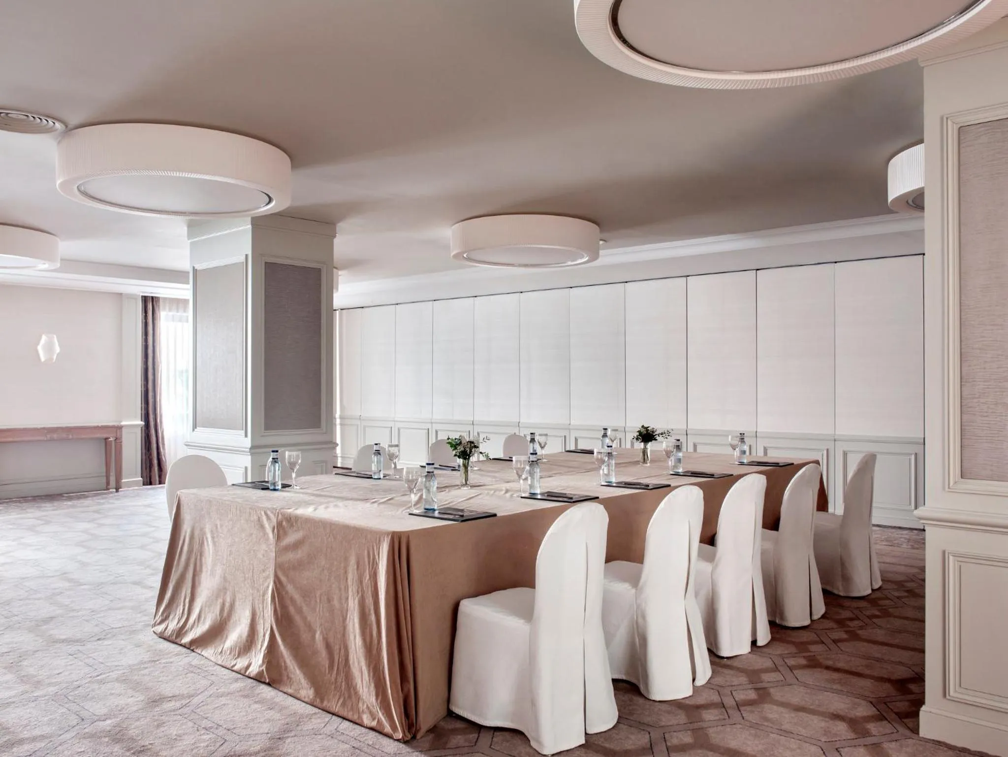 Meeting/conference room in InterContinental Madrid by IHG