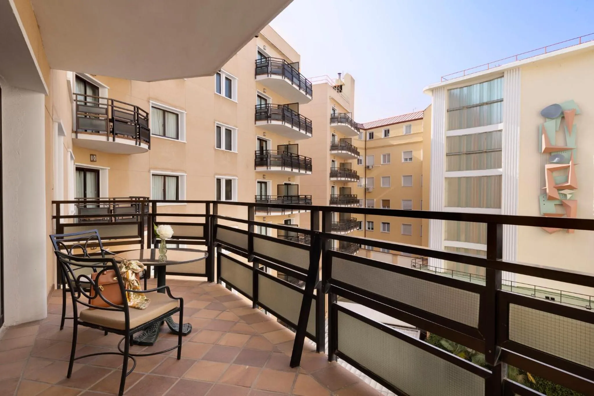 Photo of the whole room in InterContinental Madrid by IHG