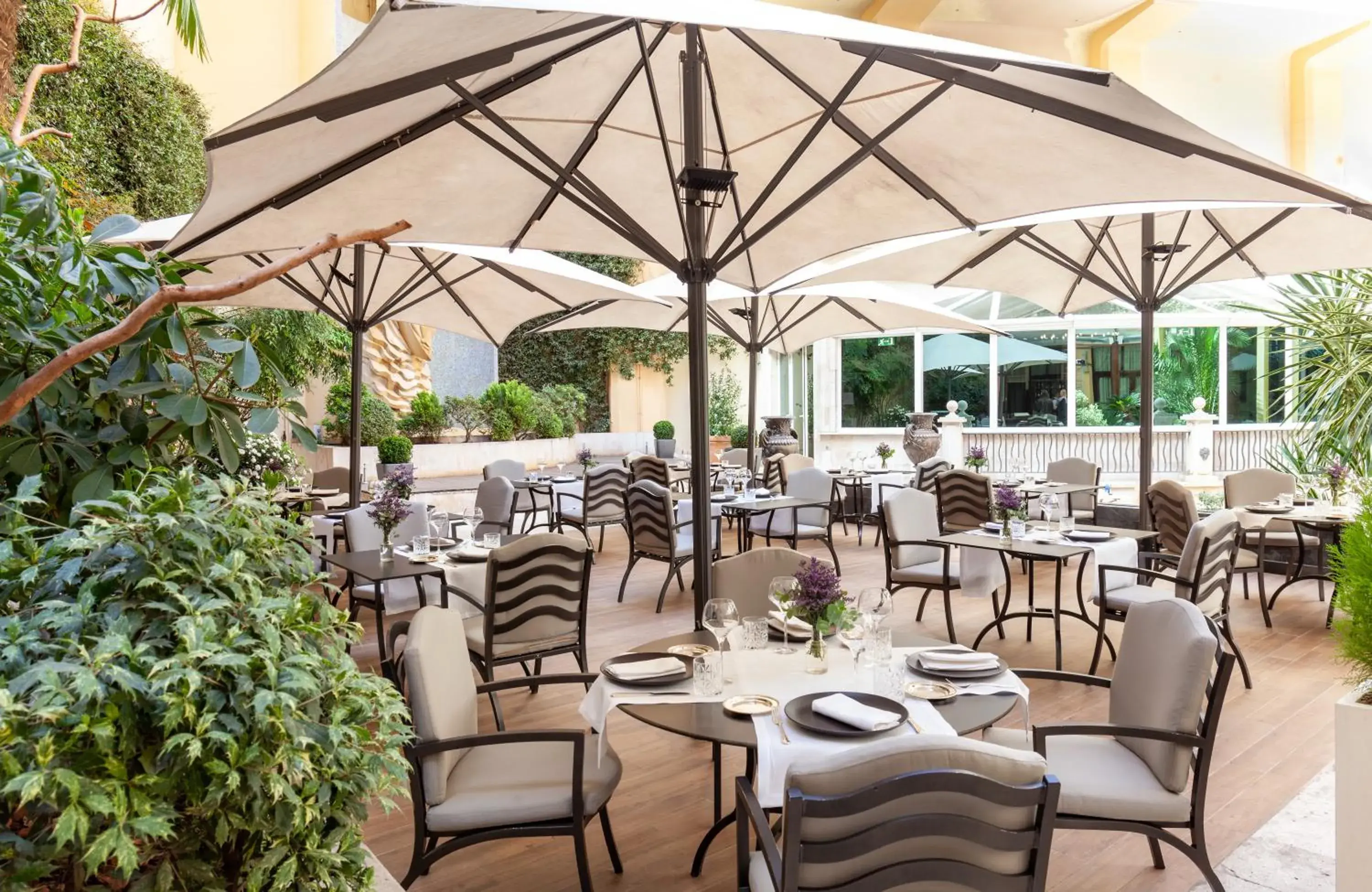 Restaurant/places to eat in InterContinental Madrid by IHG Restaurant/places to eat in InterContinental Madrid by IHG
