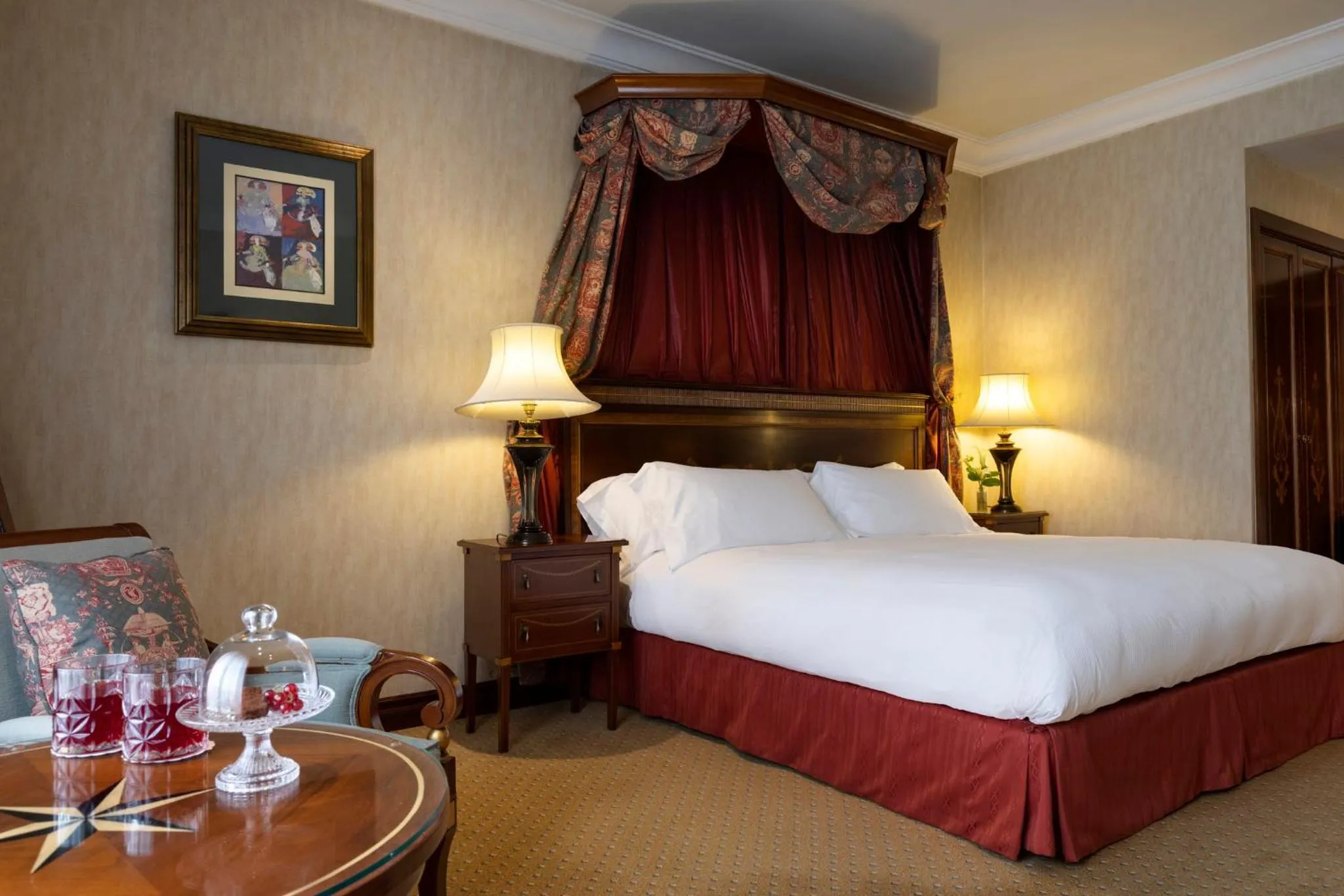 Photo of the whole room, Bed in InterContinental Madrid by IHG