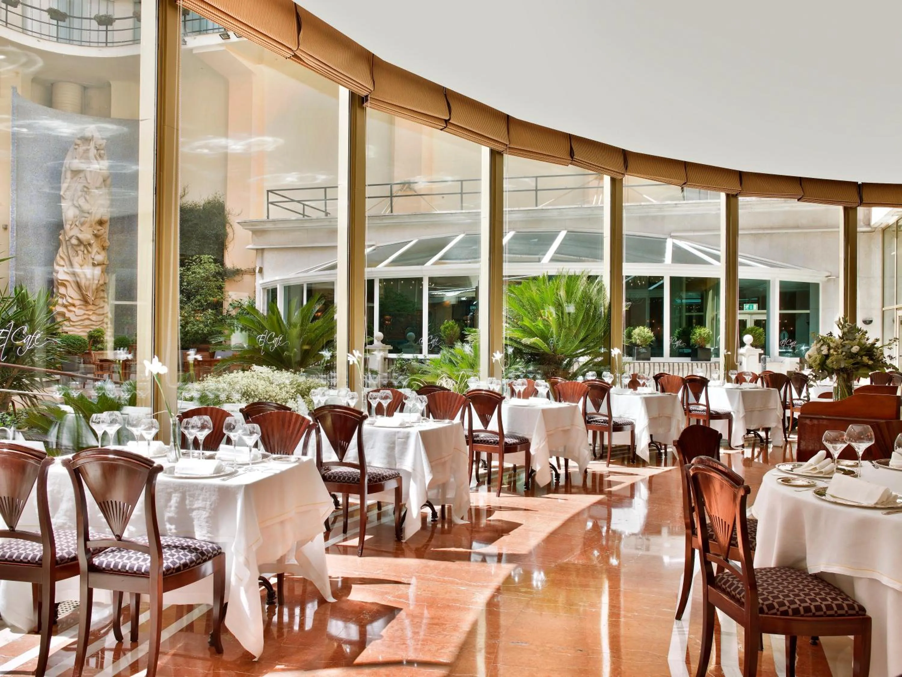 Restaurant/places to eat in InterContinental Madrid by IHG