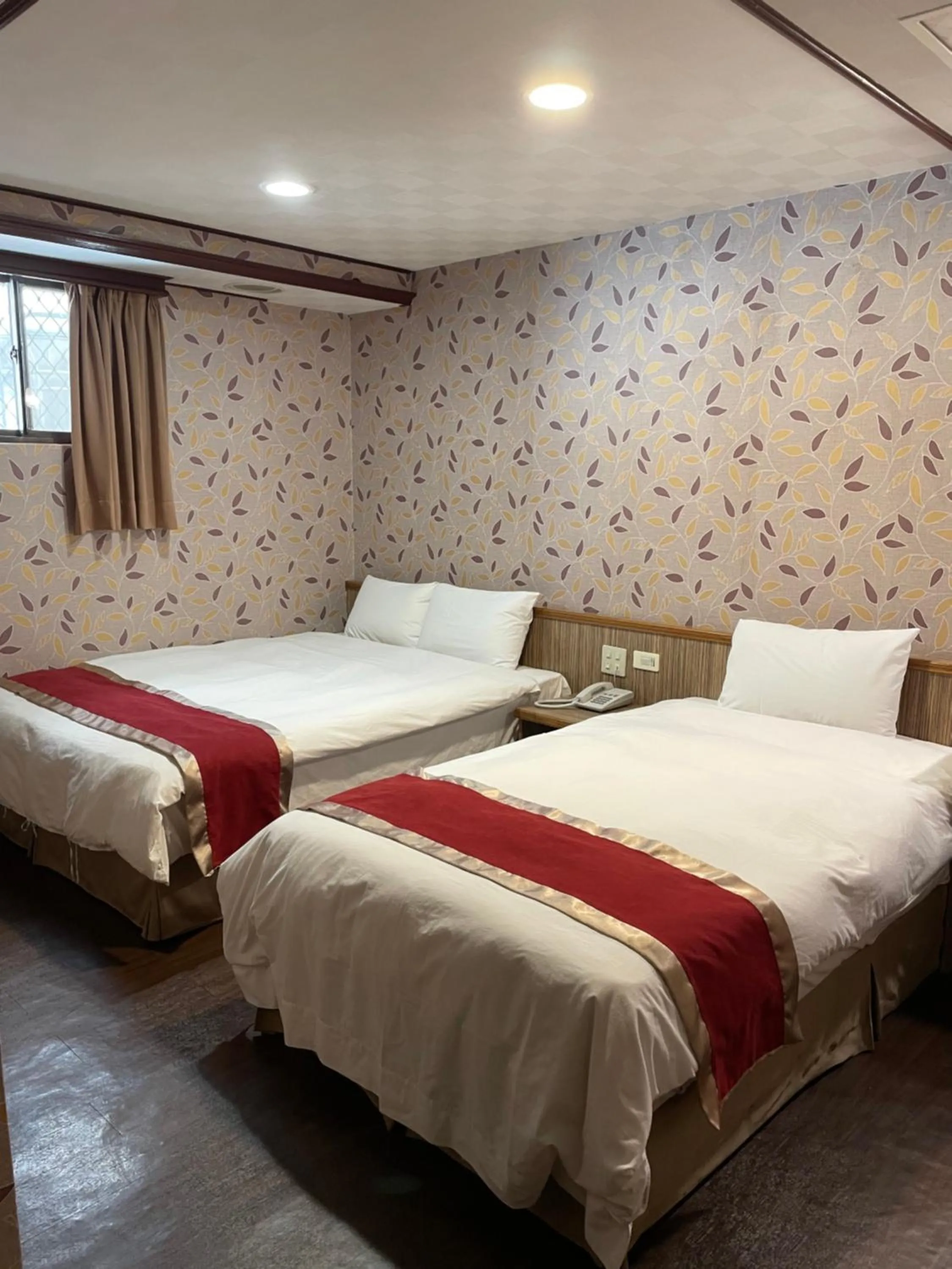 Bed in Mei Hua Hotel