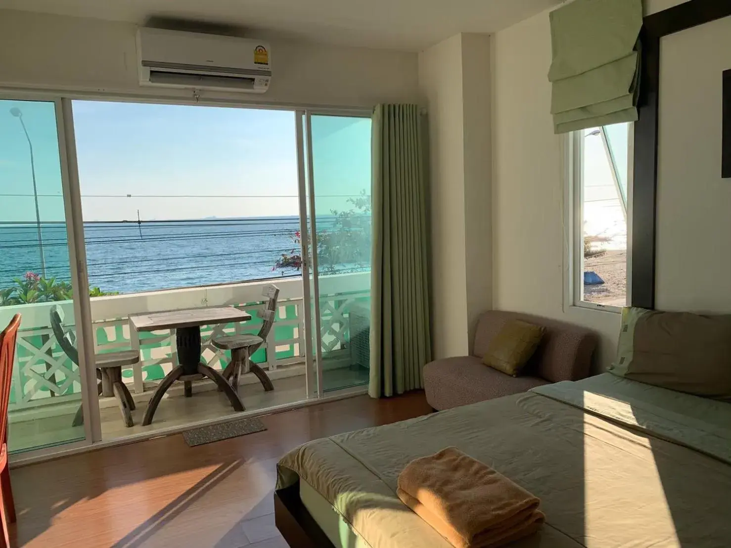 Double Room with Sea View in Banchaitalay Room Double Room with Sea View in Banchaitalay Room