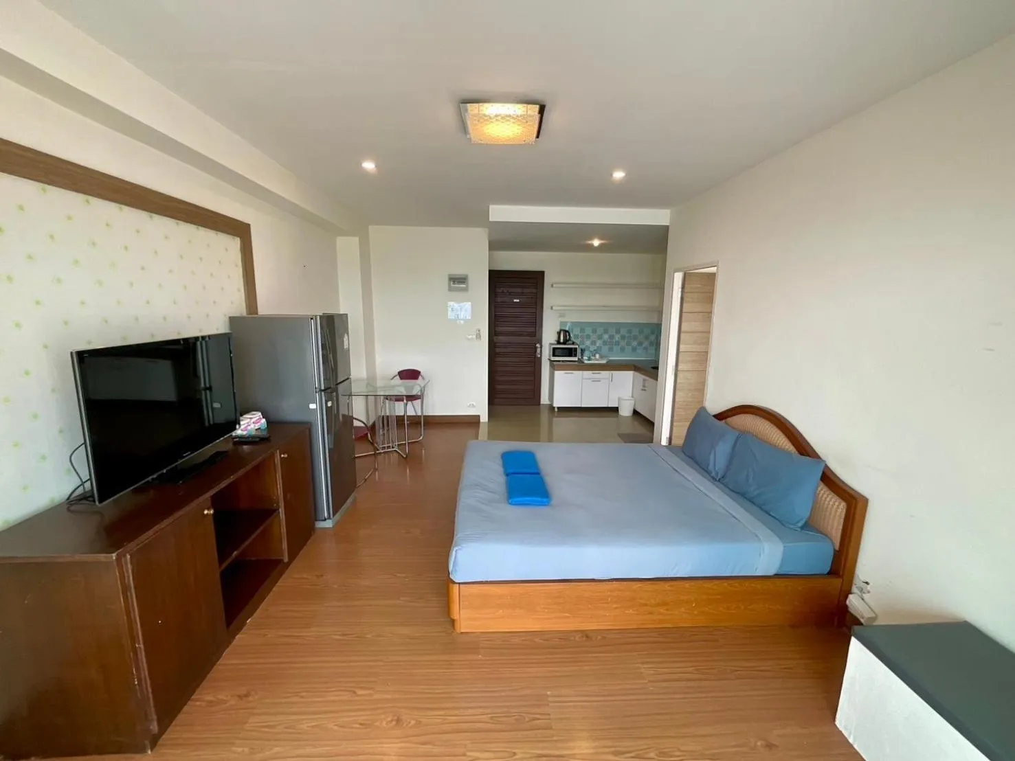 Bed in Banchaitalay Room