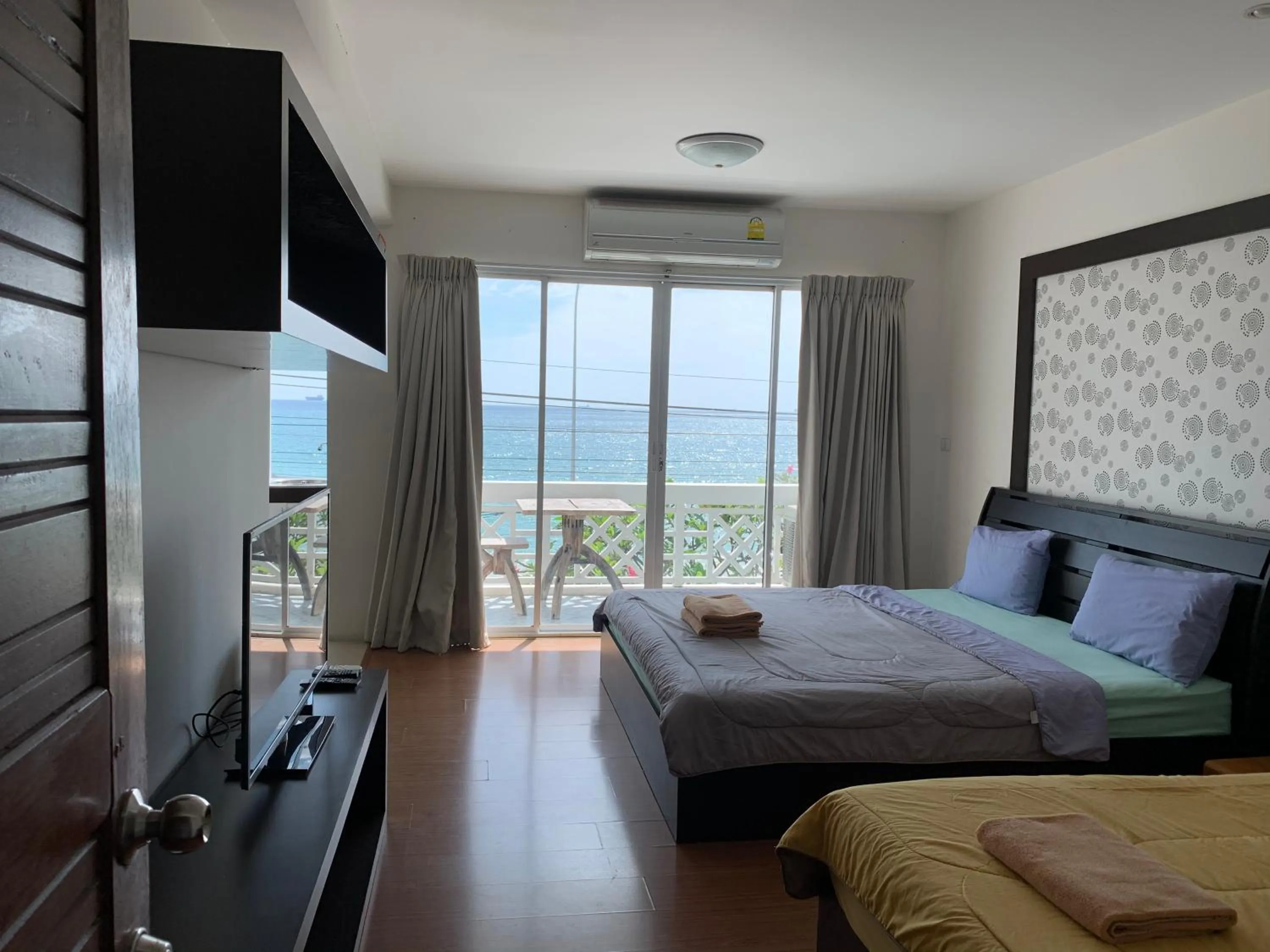 Bed in Banchaitalay Room