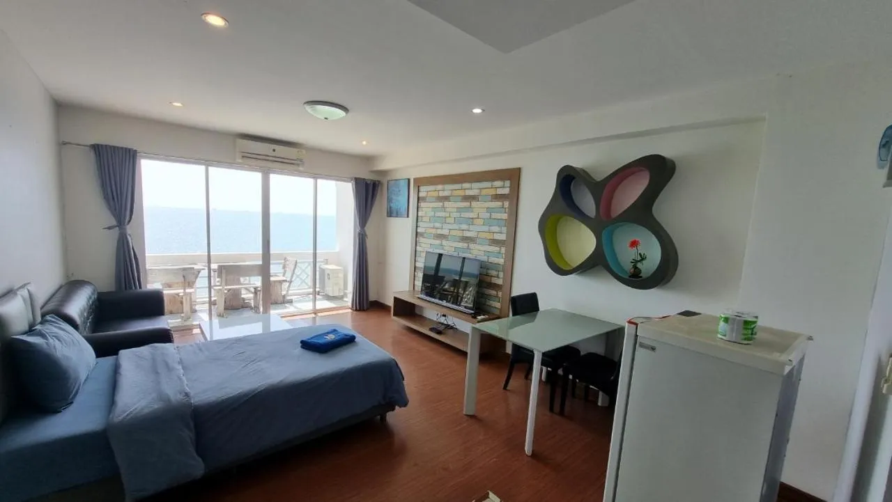 Bed in Banchaitalay Room