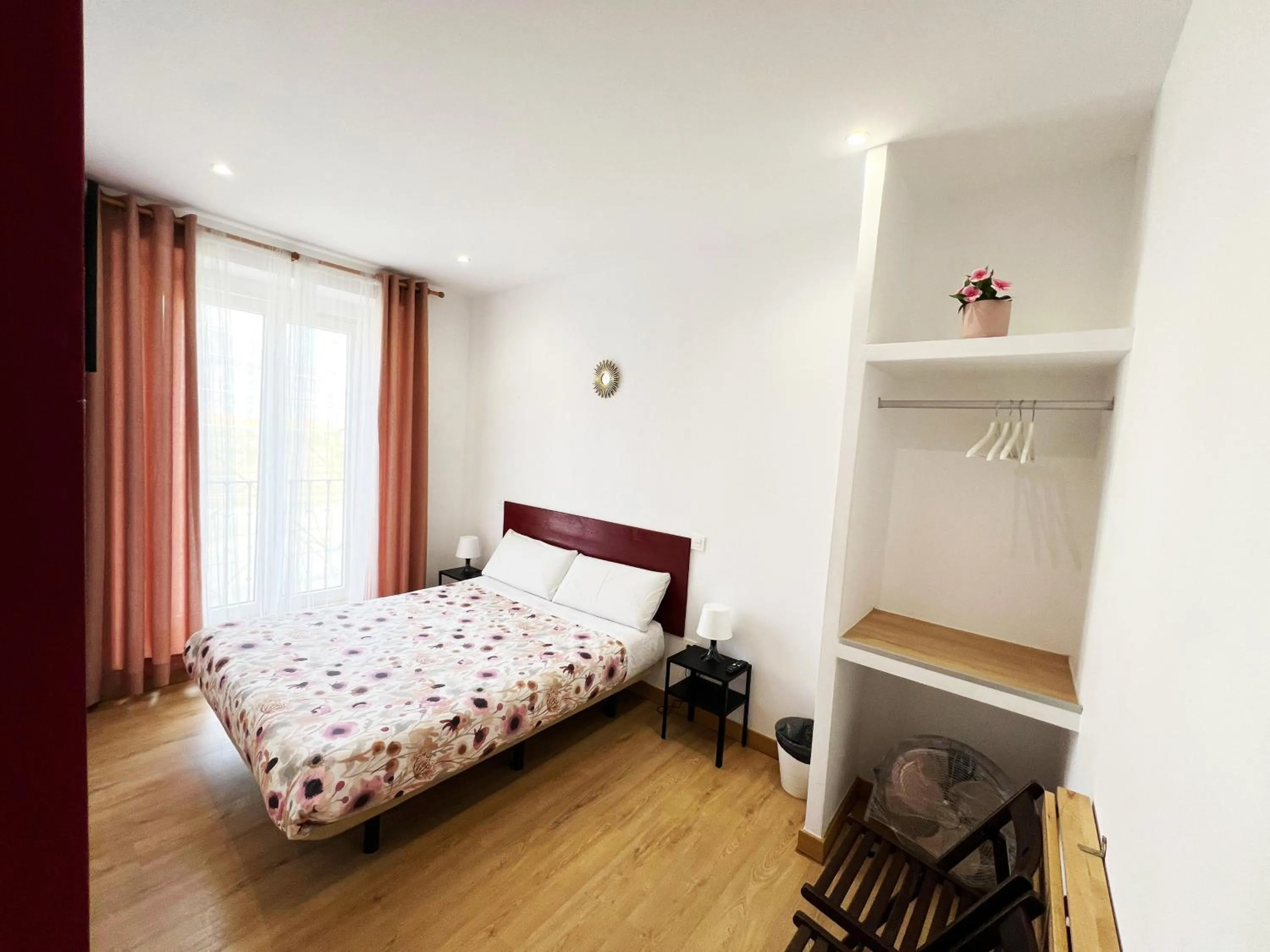 Photo of the whole room, Bed in Hostal Abaaly