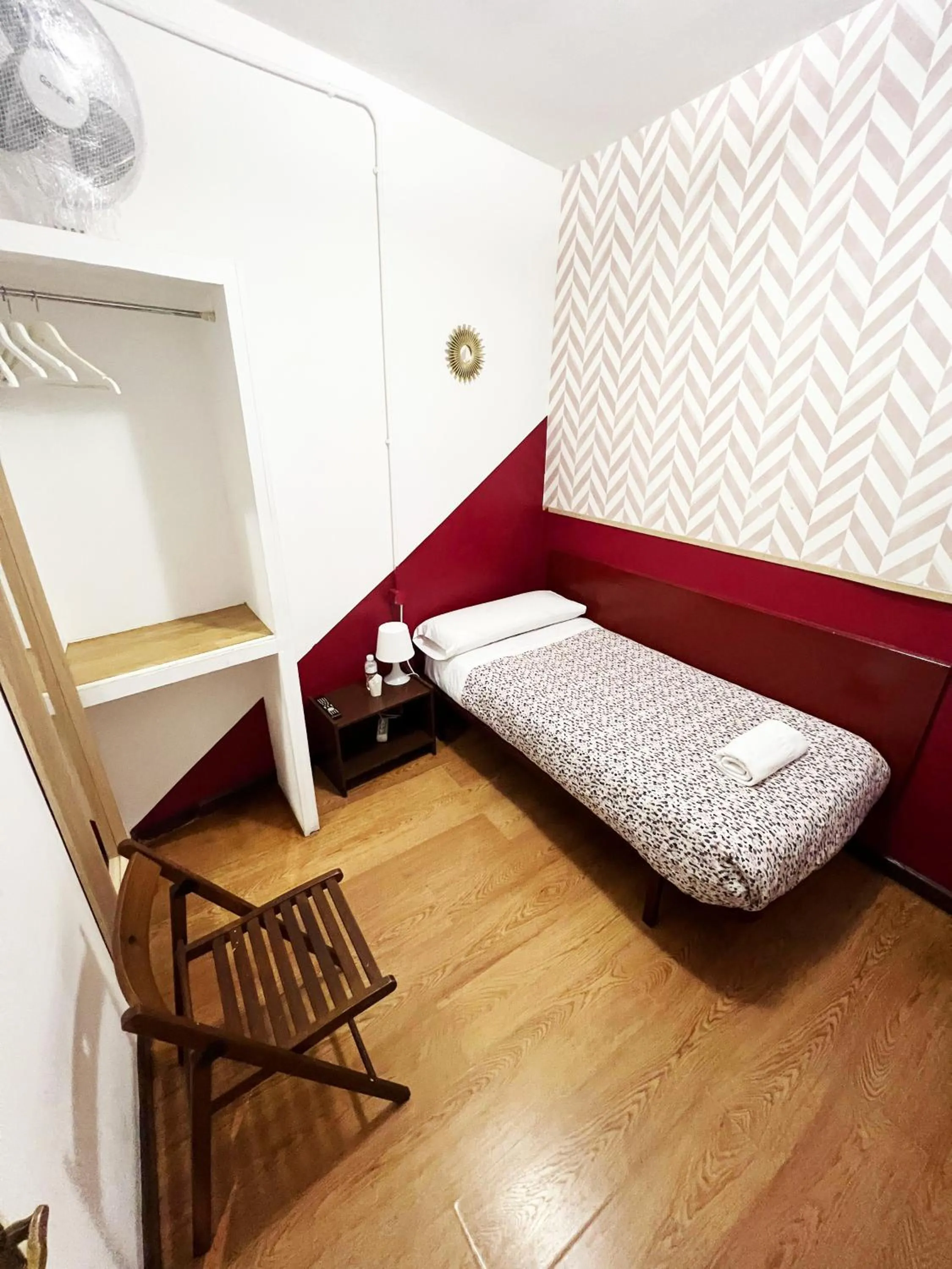 Photo of the whole room, Bed in Hostal La Casa de La Plaza